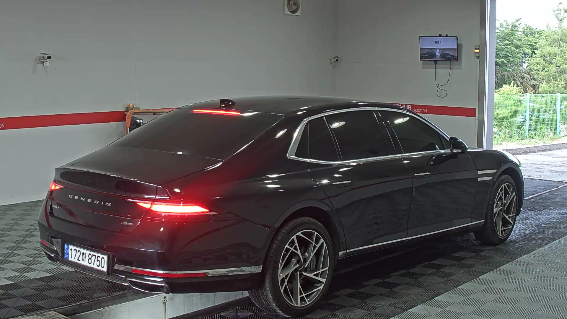 جينسس G90
