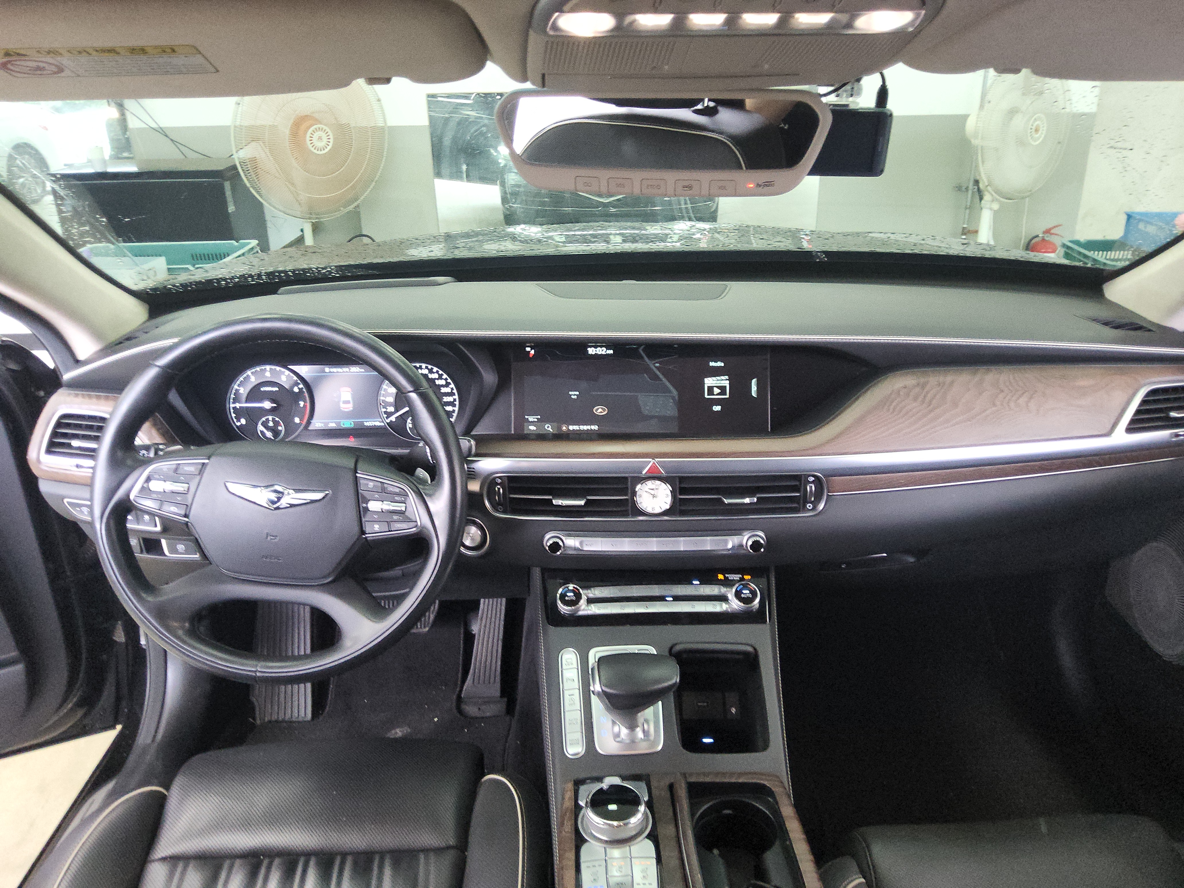 جينسس G90