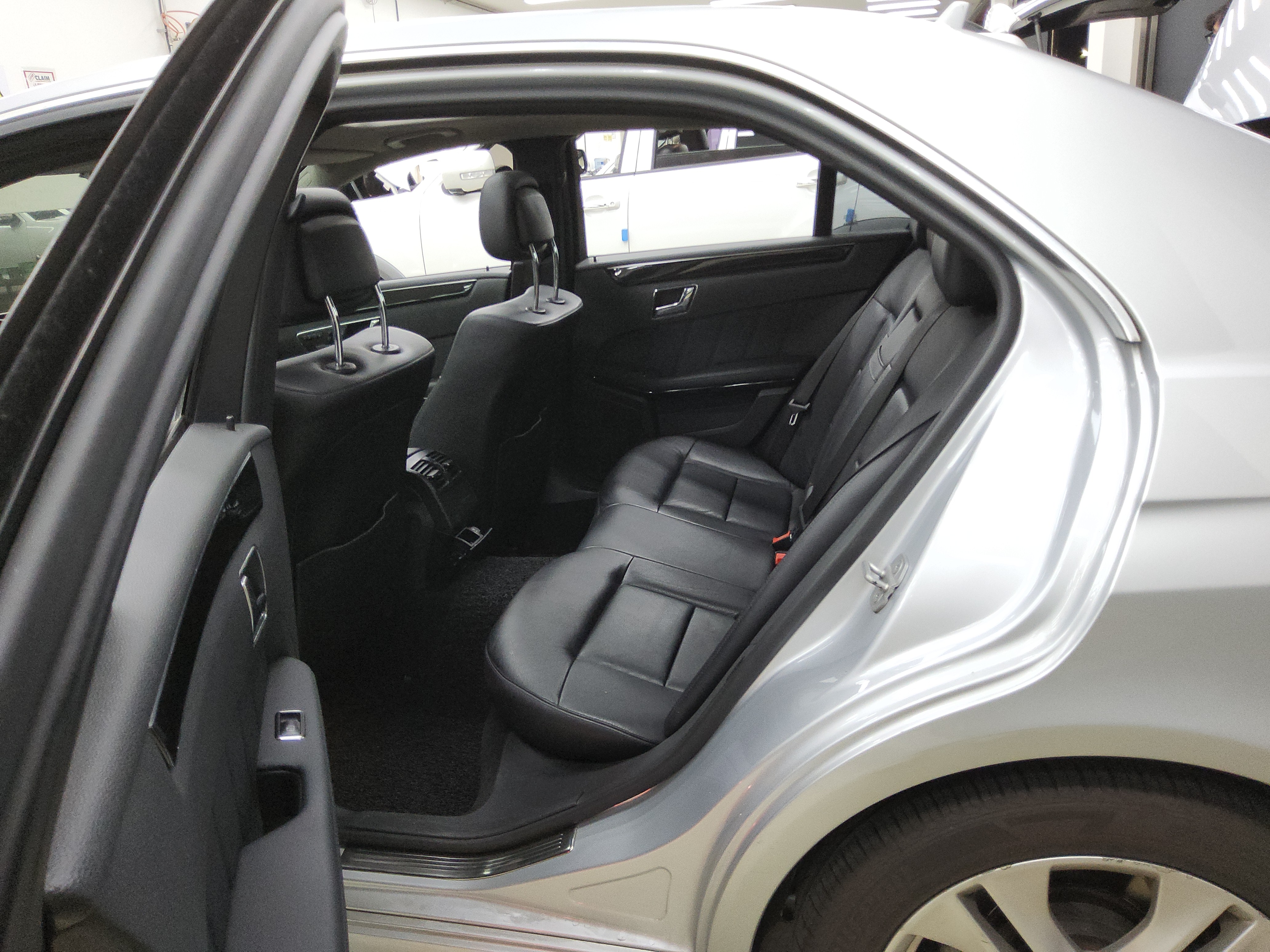 مرسيدس E-CLASS