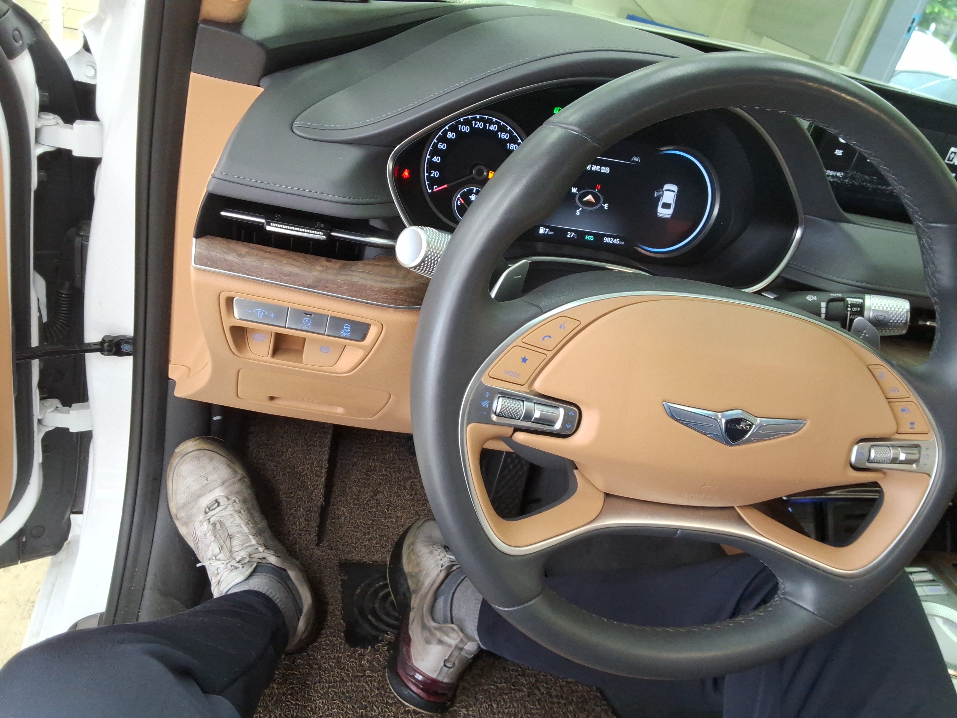 جينسس G80