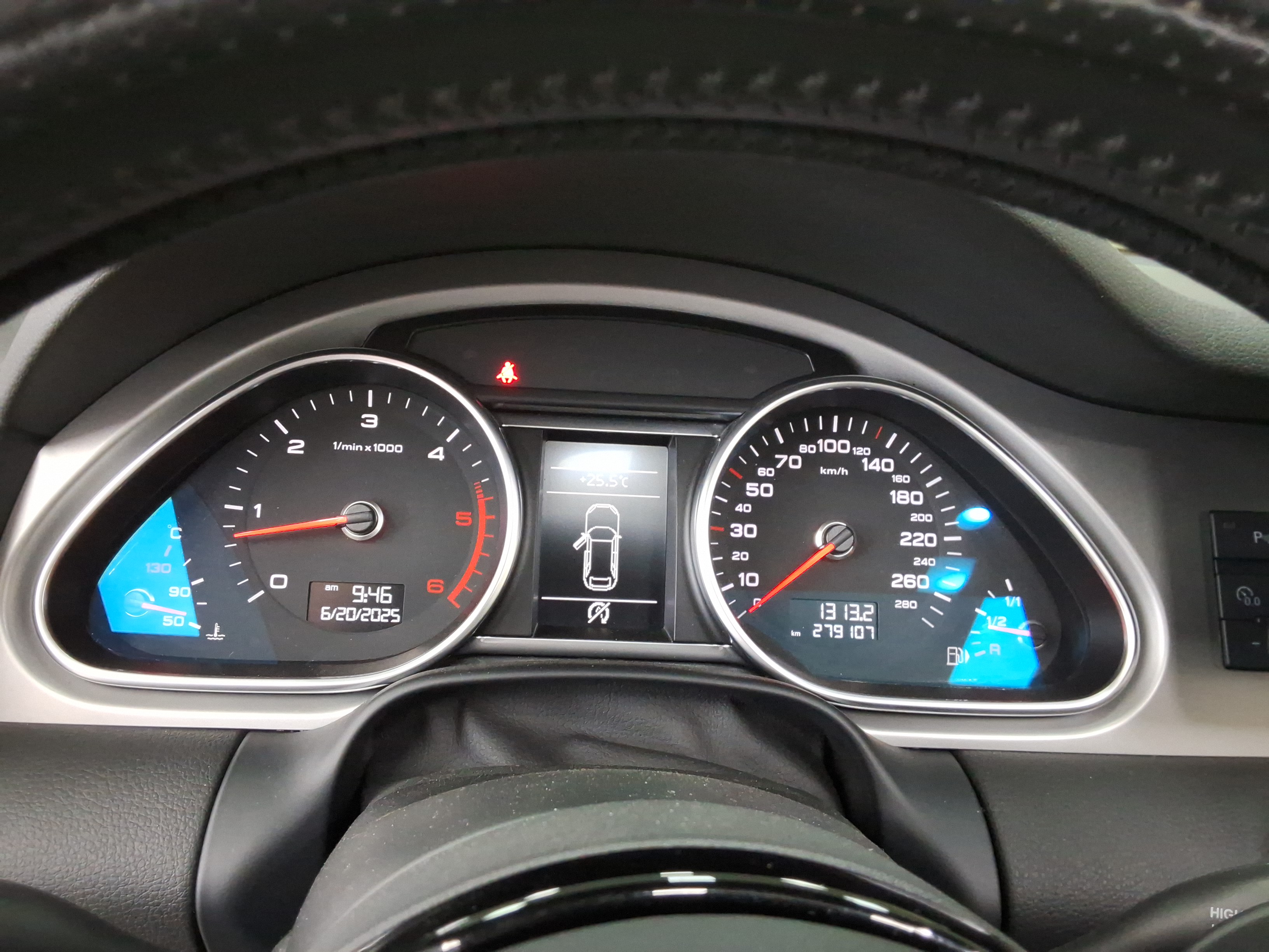 أودي Q7