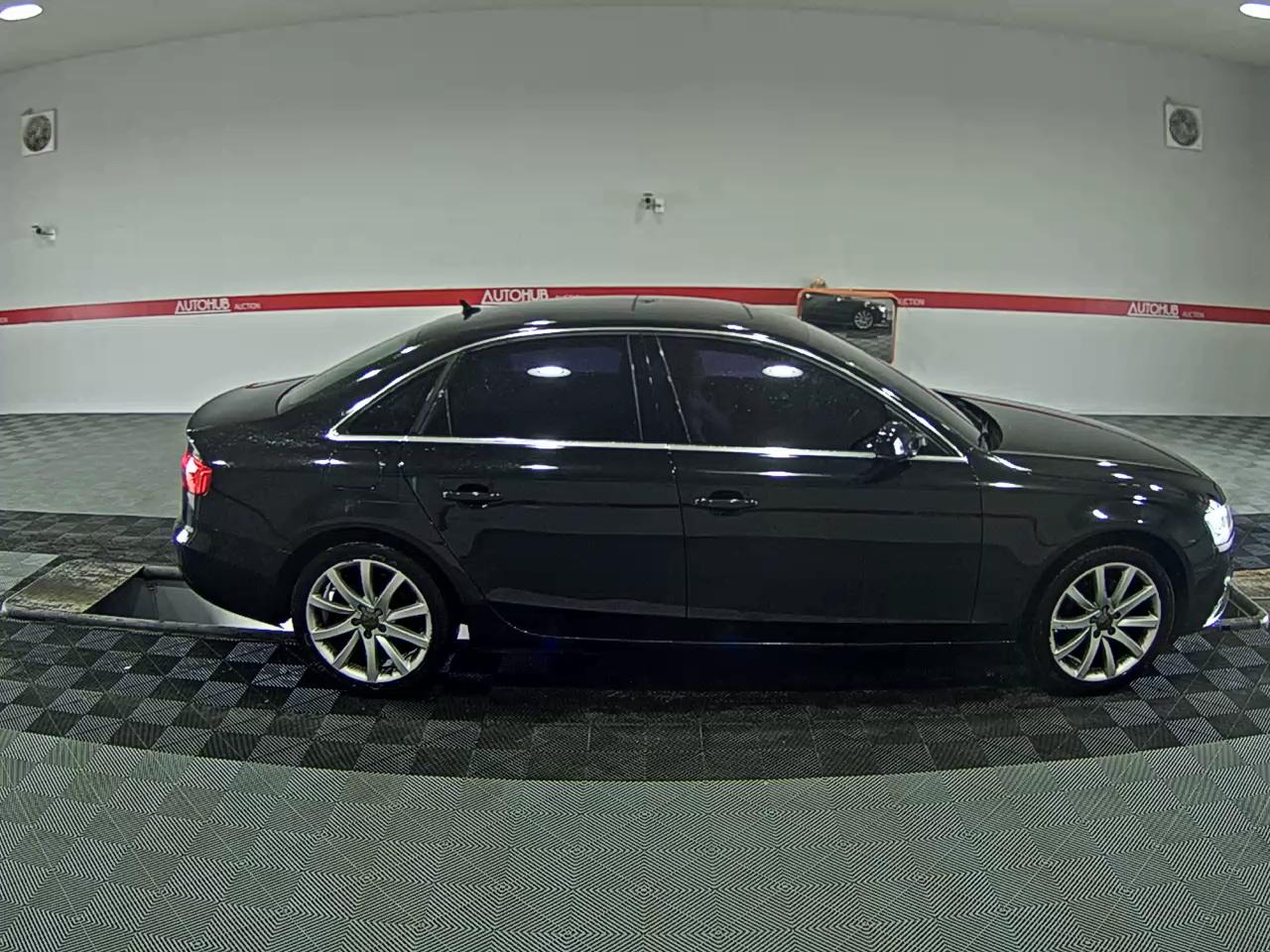 أودي A4