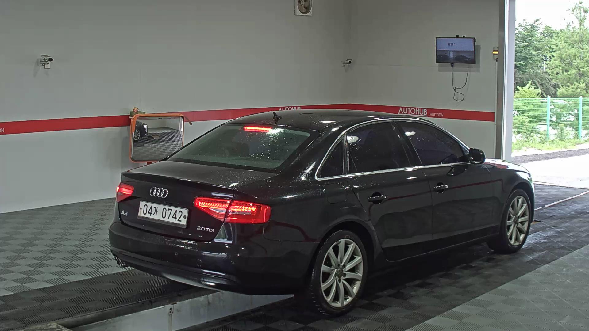 أودي A4
