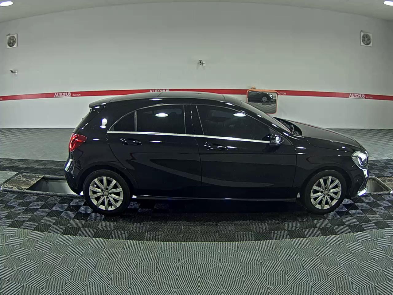 مرسيدس A-CLASS