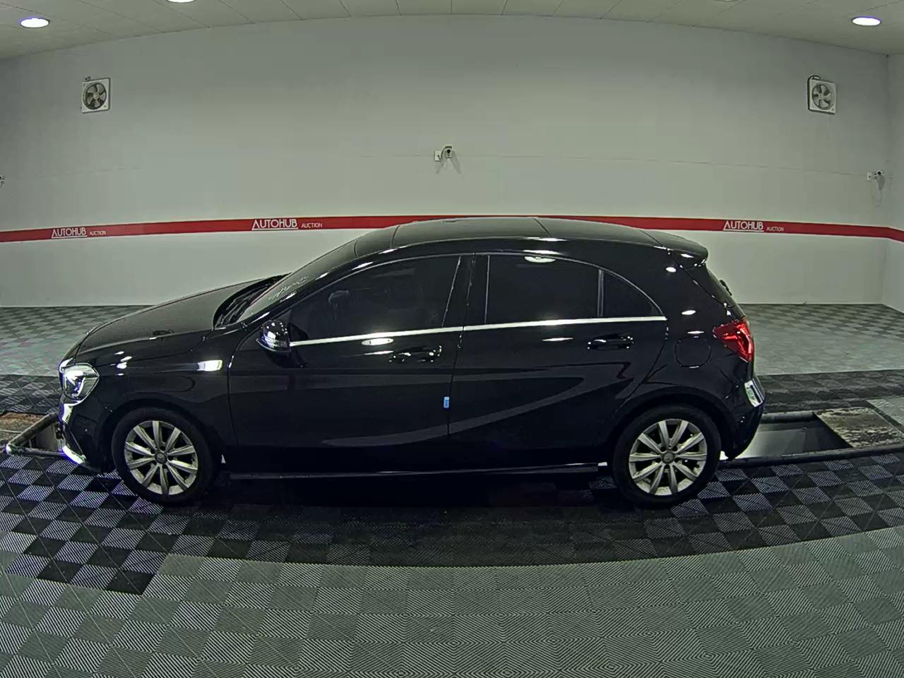 مرسيدس A-CLASS