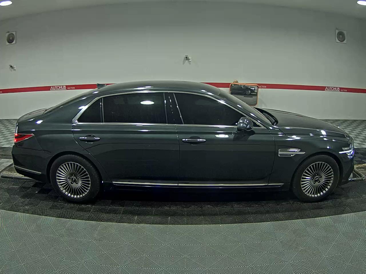 جينسس G90