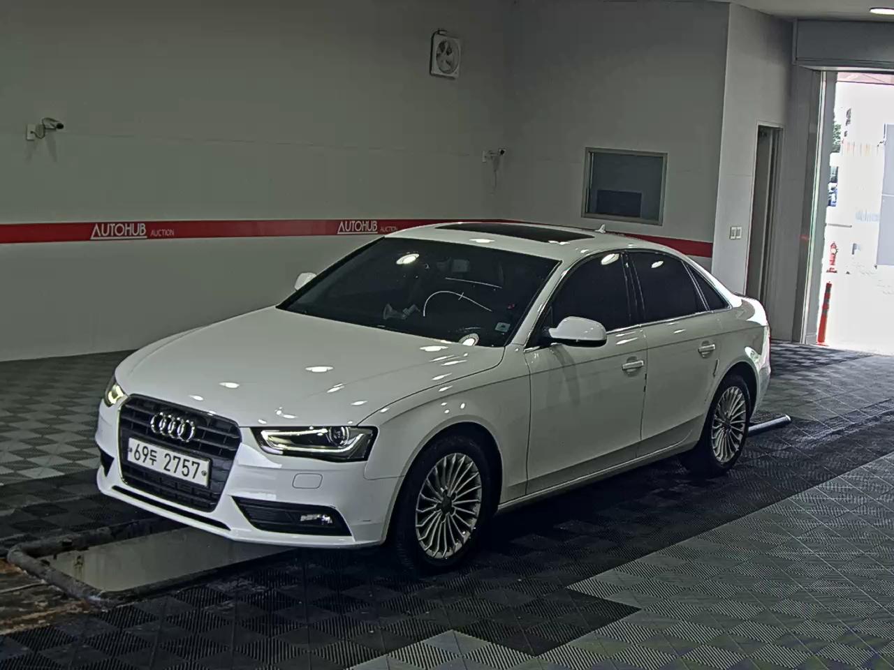 أودي A4