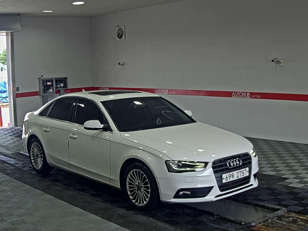 أودي A4