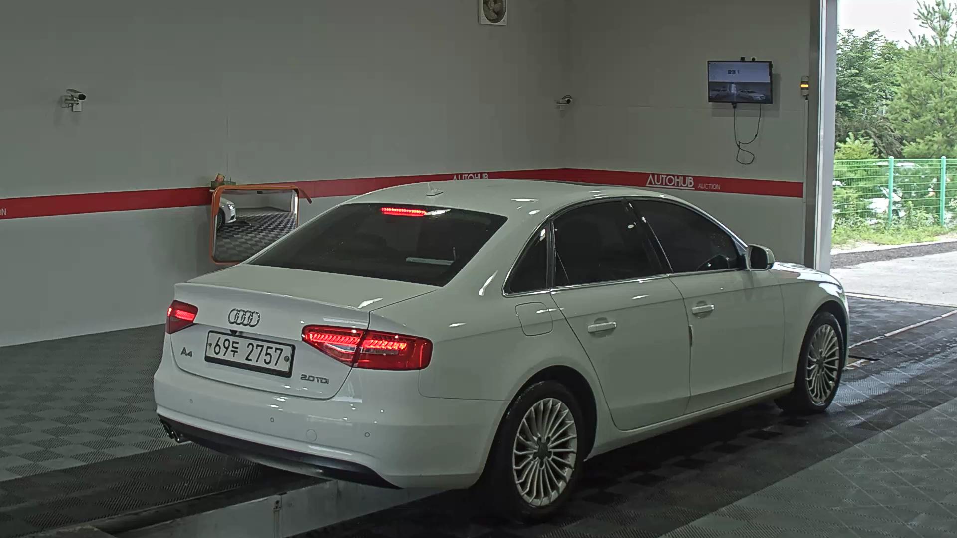 أودي A4