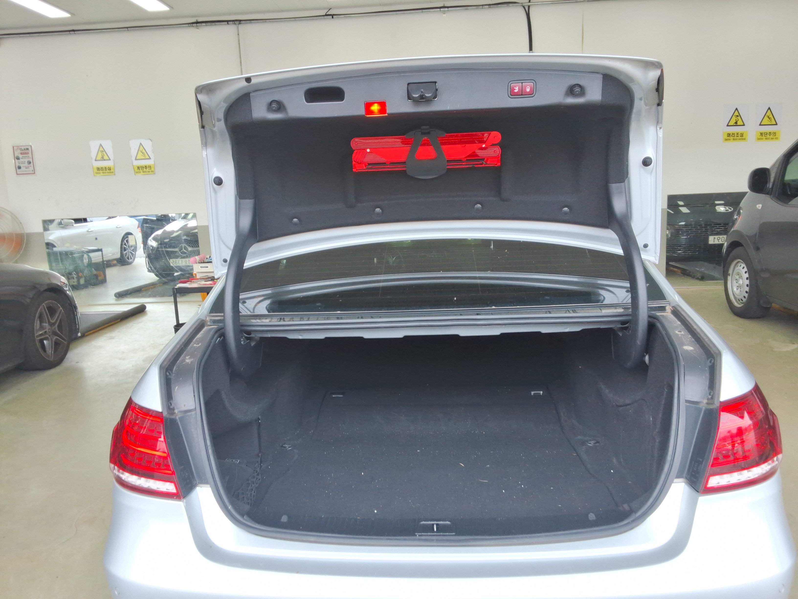 مرسيدس E-CLASS