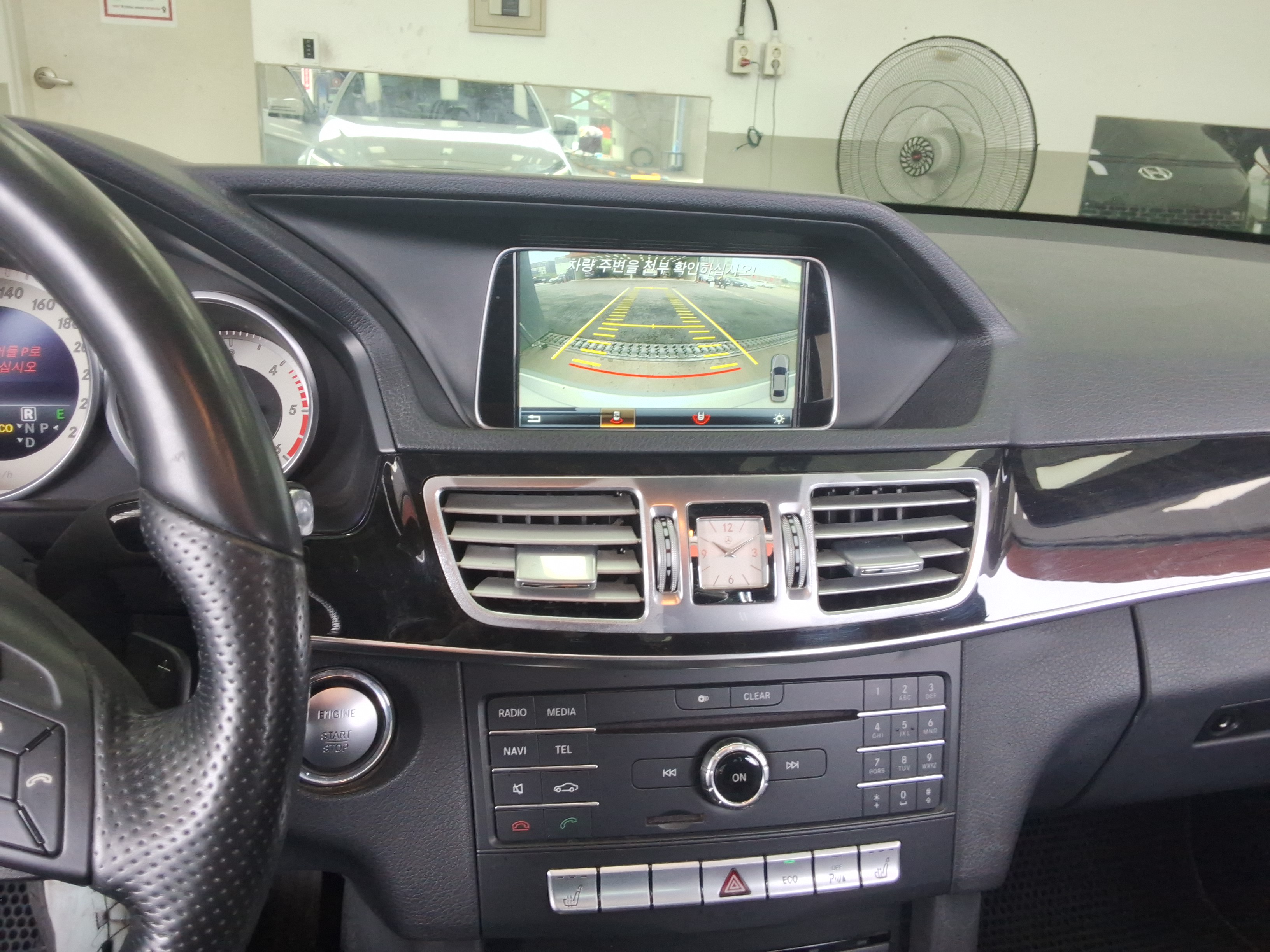 مرسيدس E-CLASS