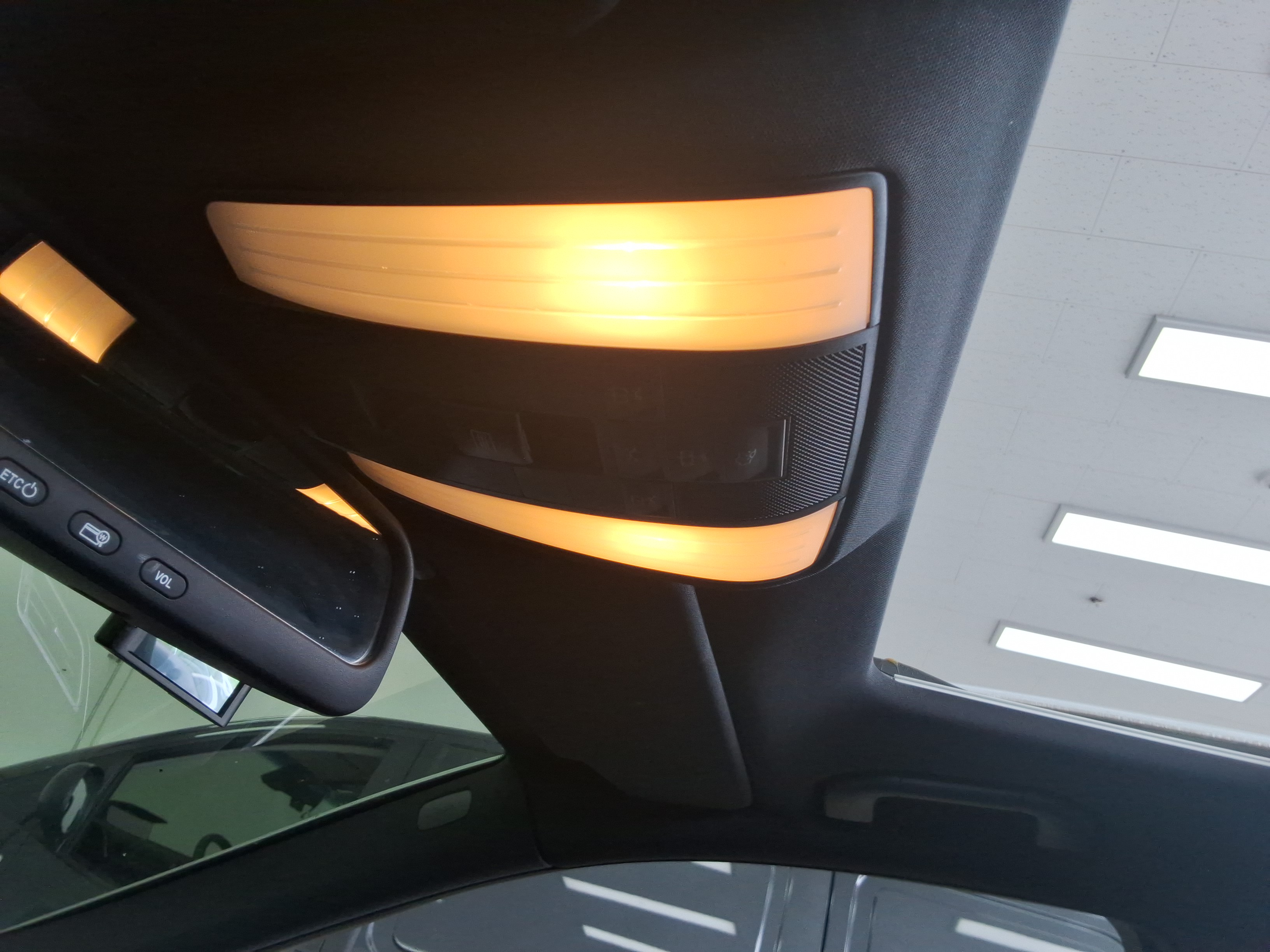 مرسيدس E-CLASS