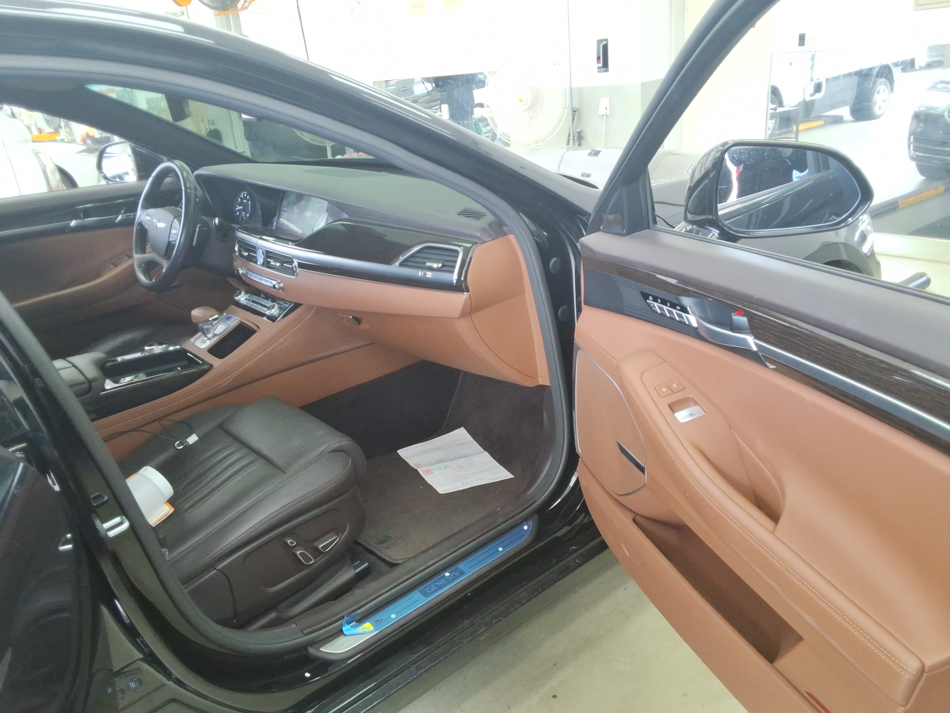 جينسس G90