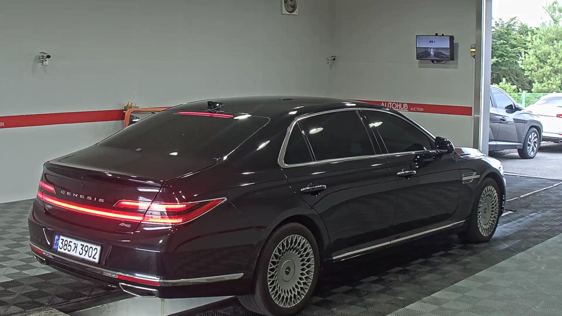 جينسس G90
