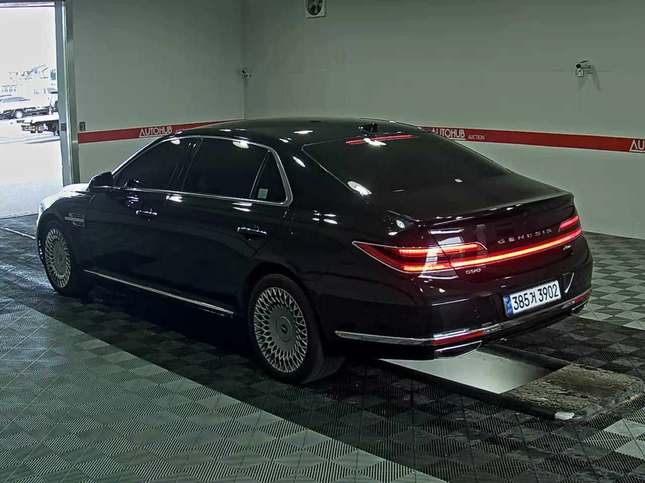 جينسس G90