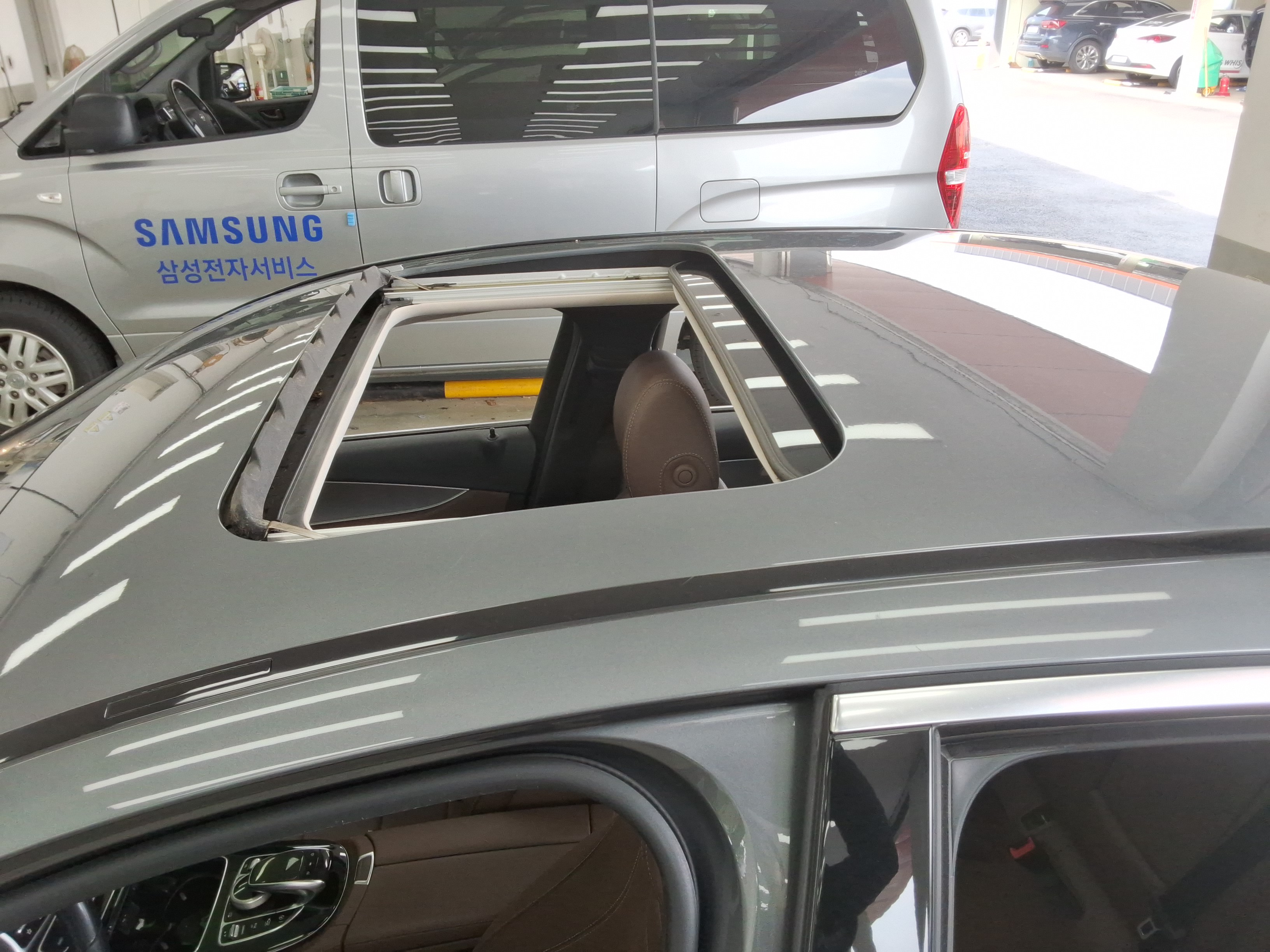 مرسيدس E-CLASS