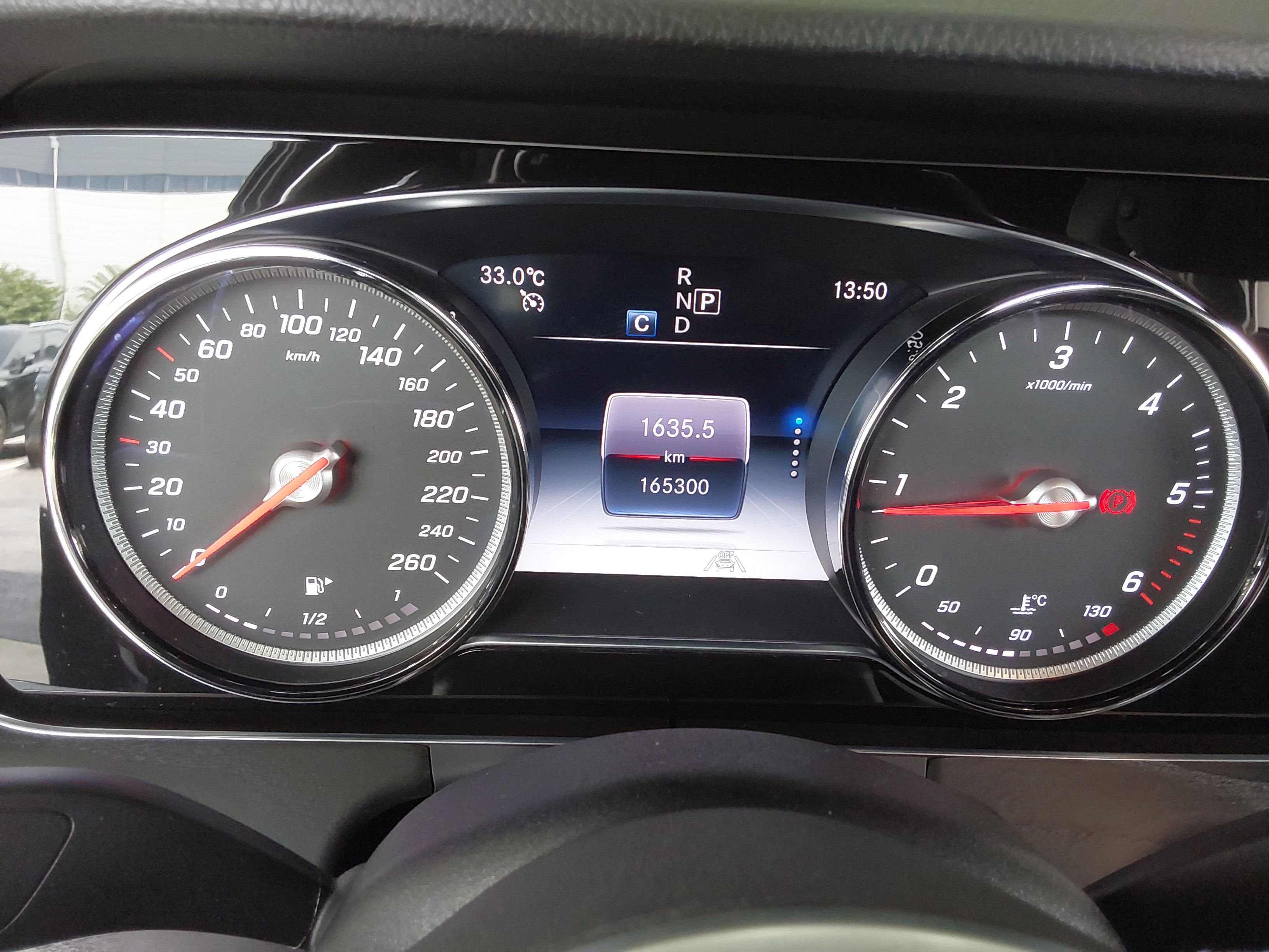 مرسيدس E-CLASS