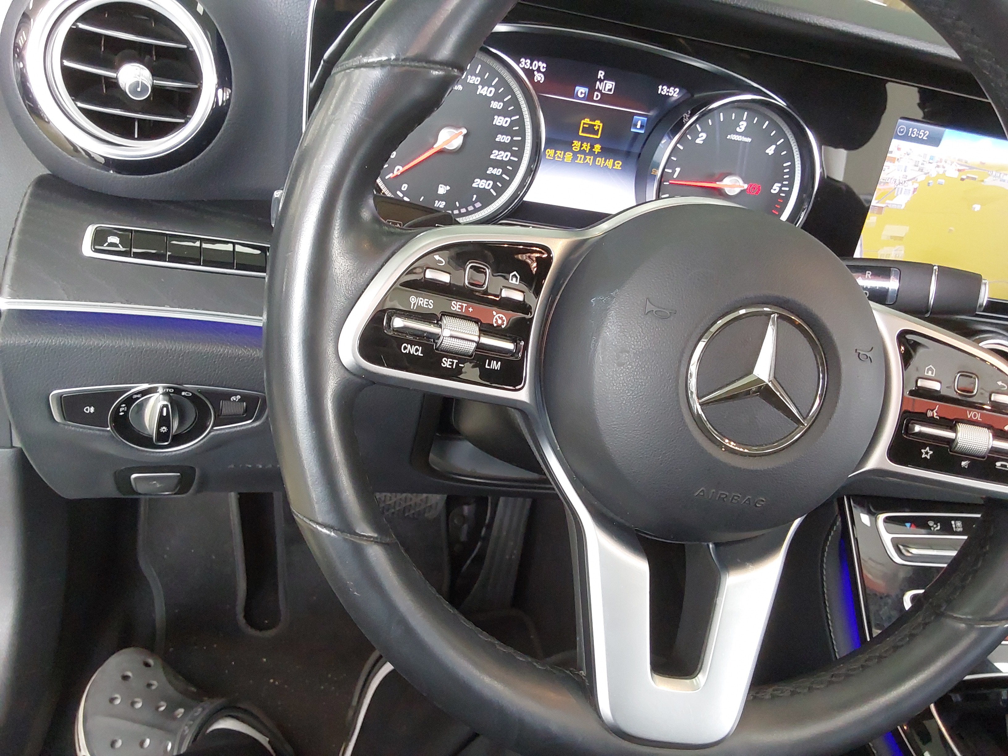مرسيدس E-CLASS