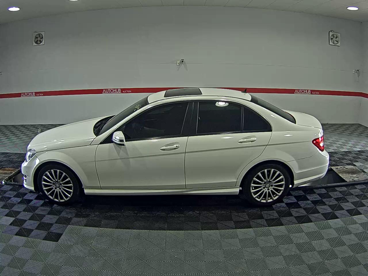 مرسيدس C-CLASS