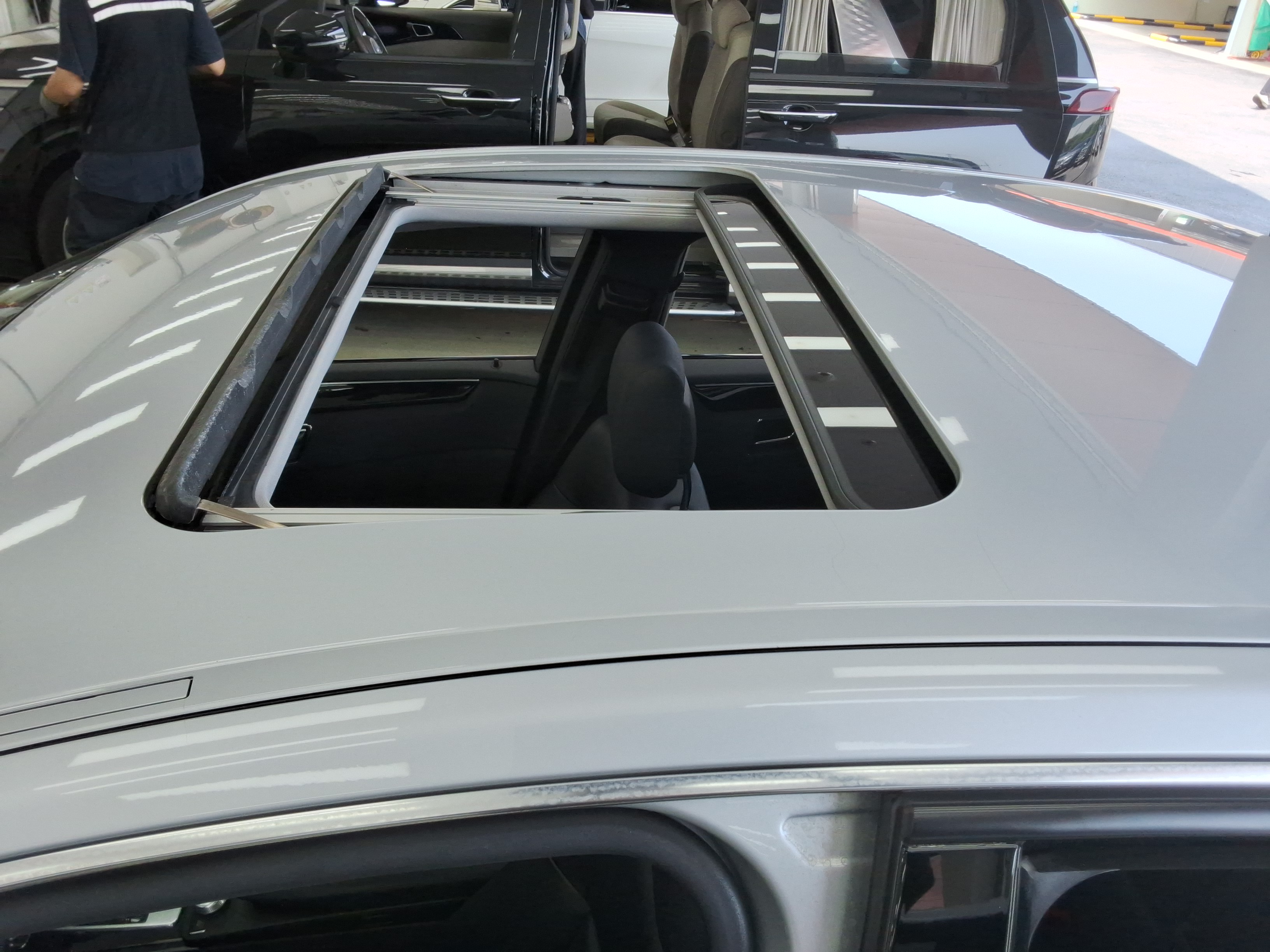 مرسيدس E-CLASS