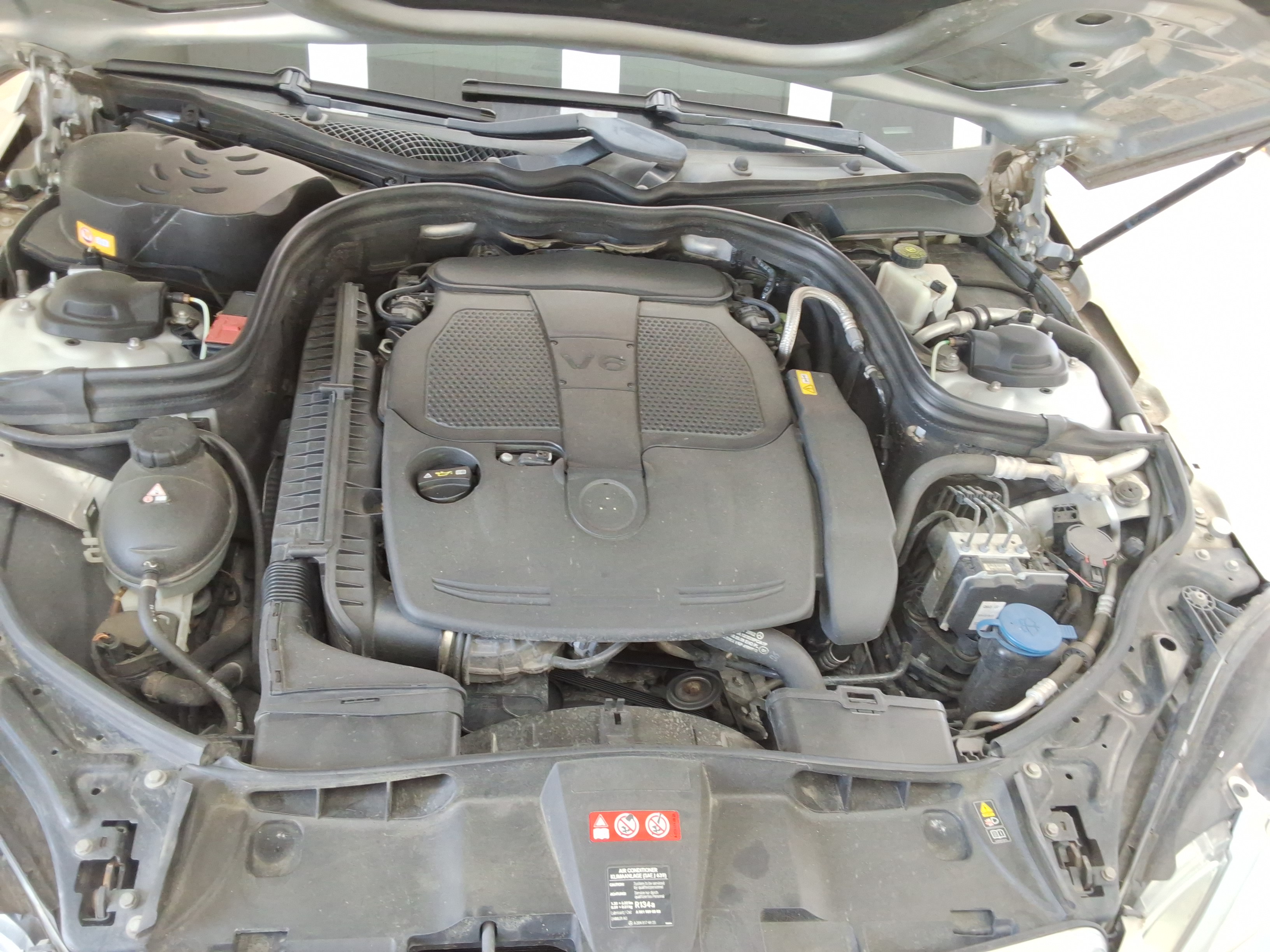 مرسيدس E-CLASS