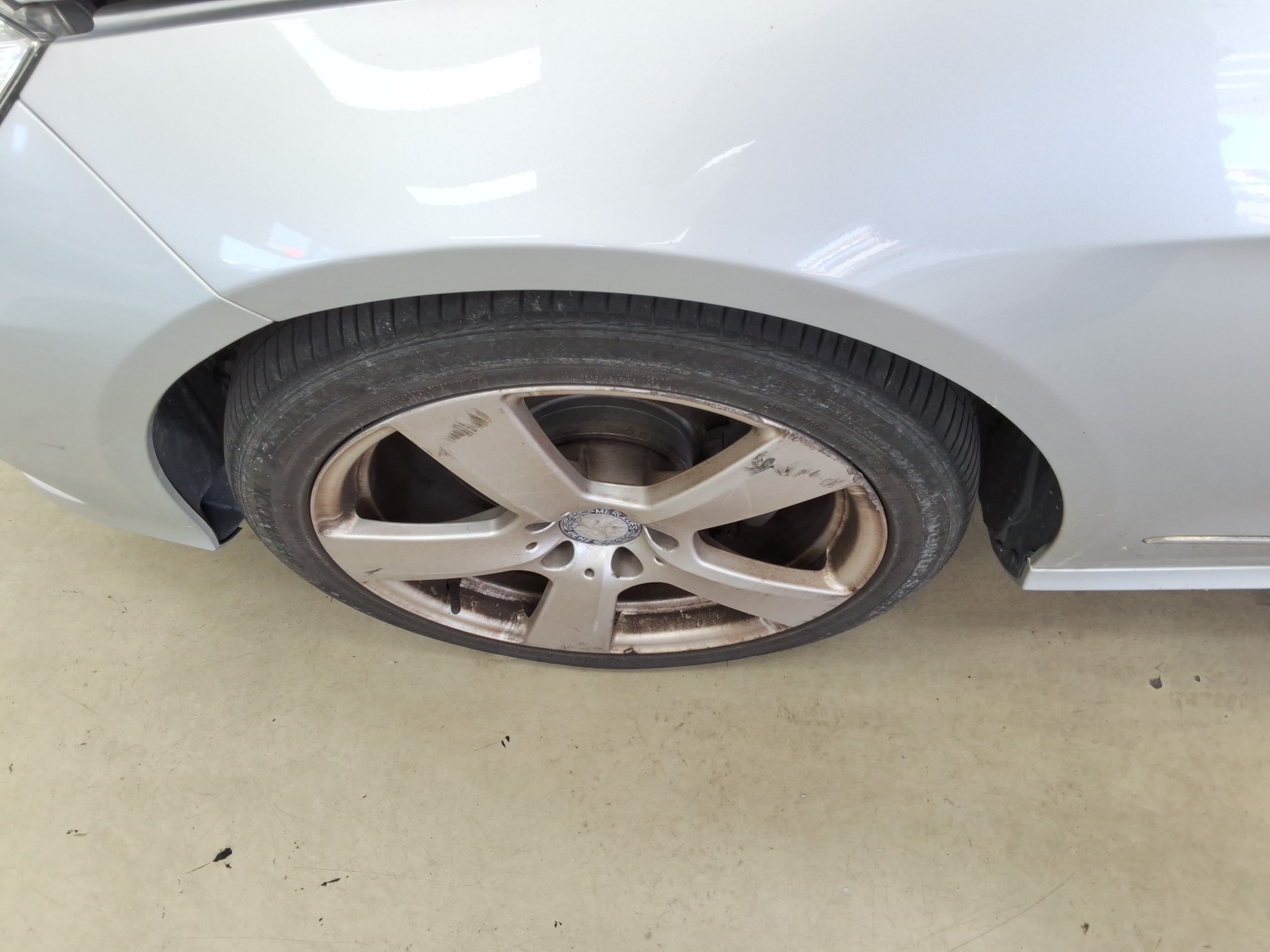 مرسيدس E-CLASS