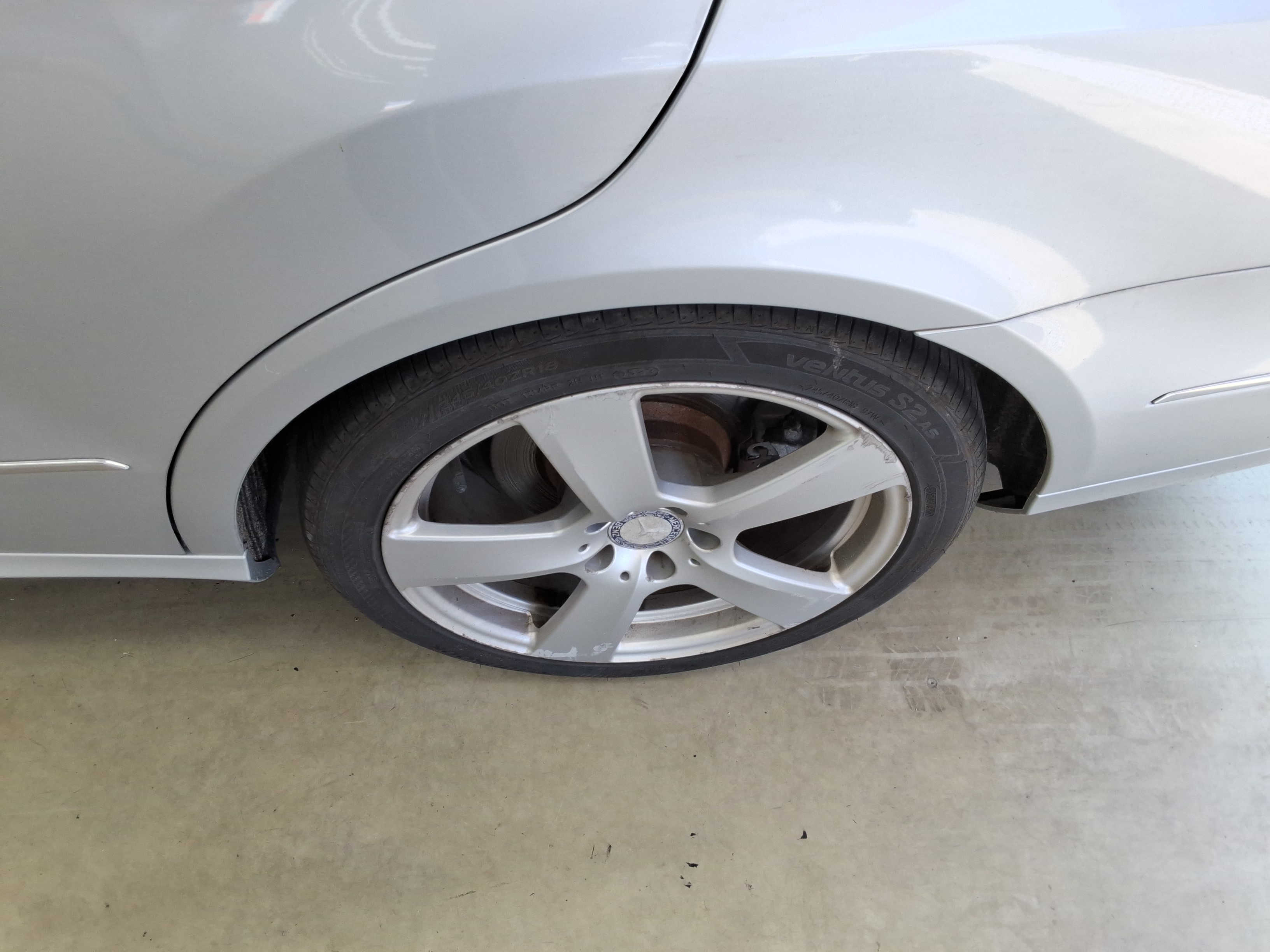 مرسيدس E-CLASS