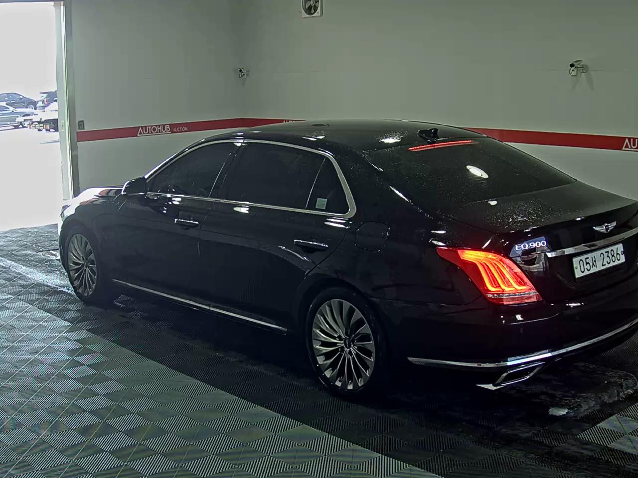 جينسس EQ900