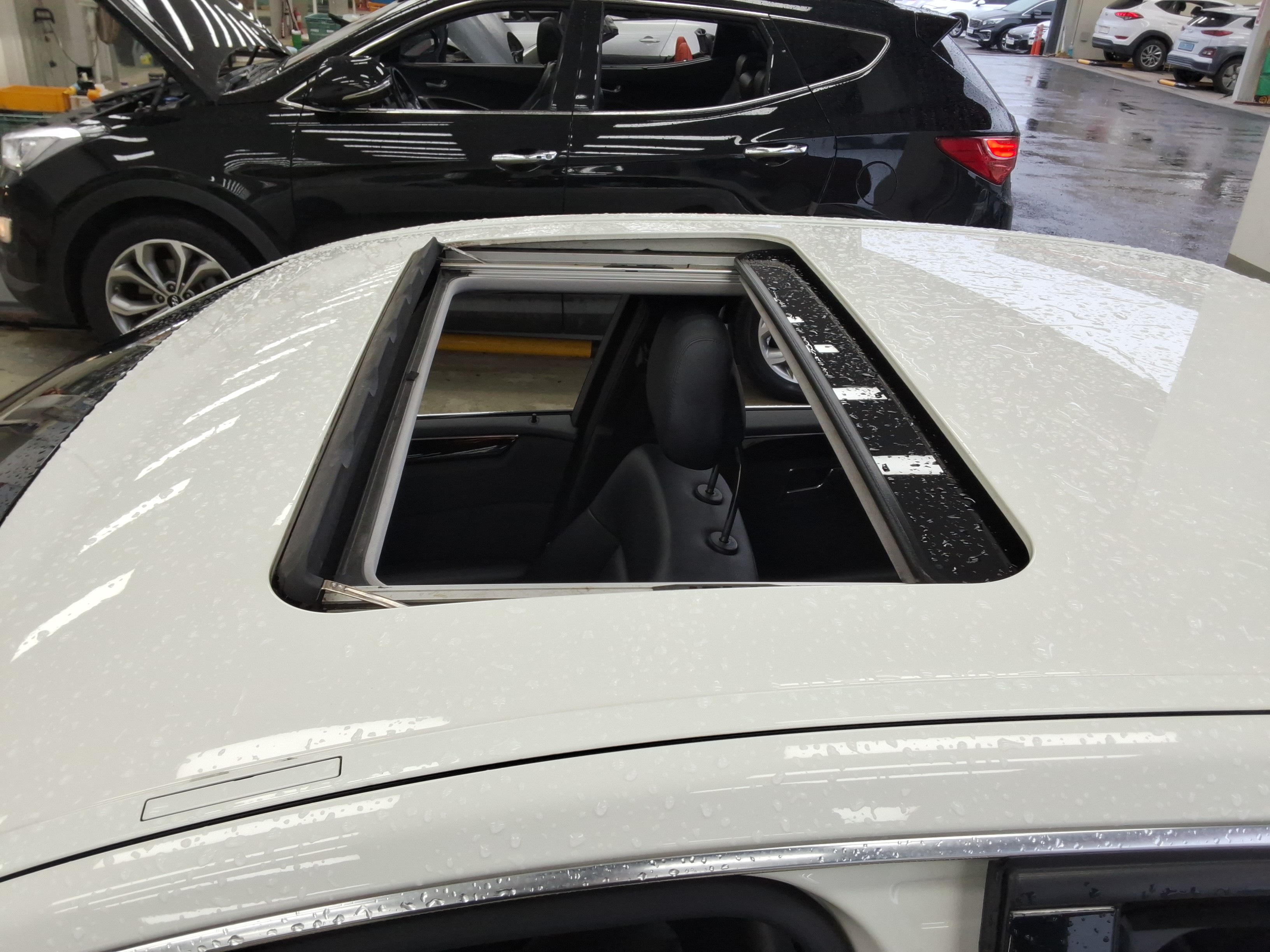 مرسيدس E-CLASS