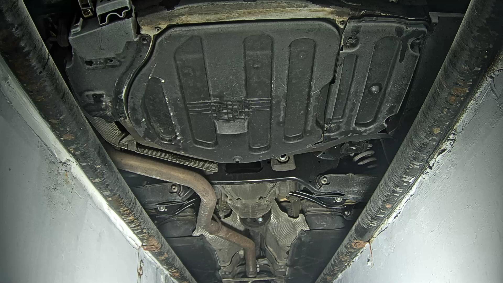 مرسيدس E-CLASS