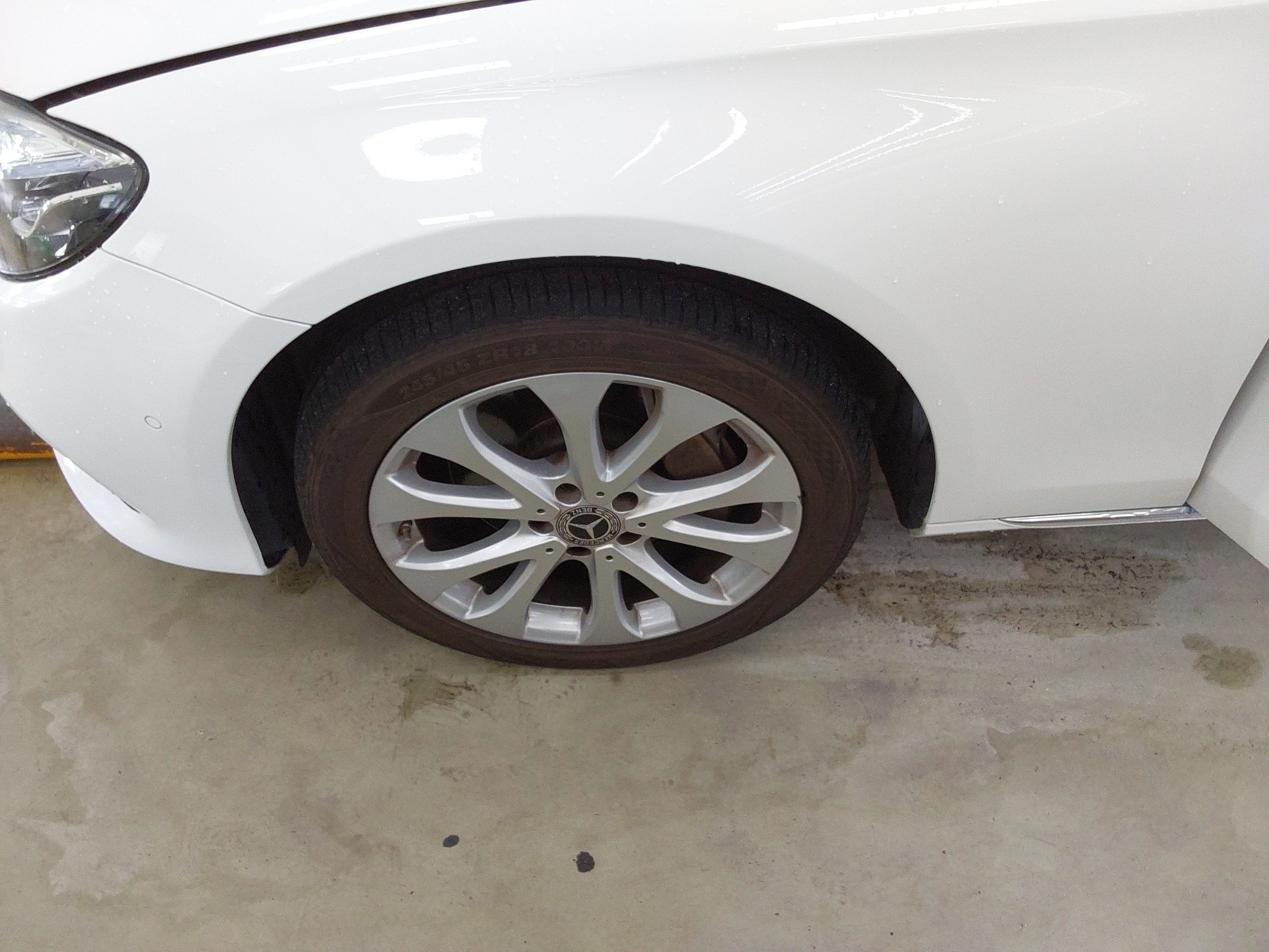 مرسيدس E-CLASS