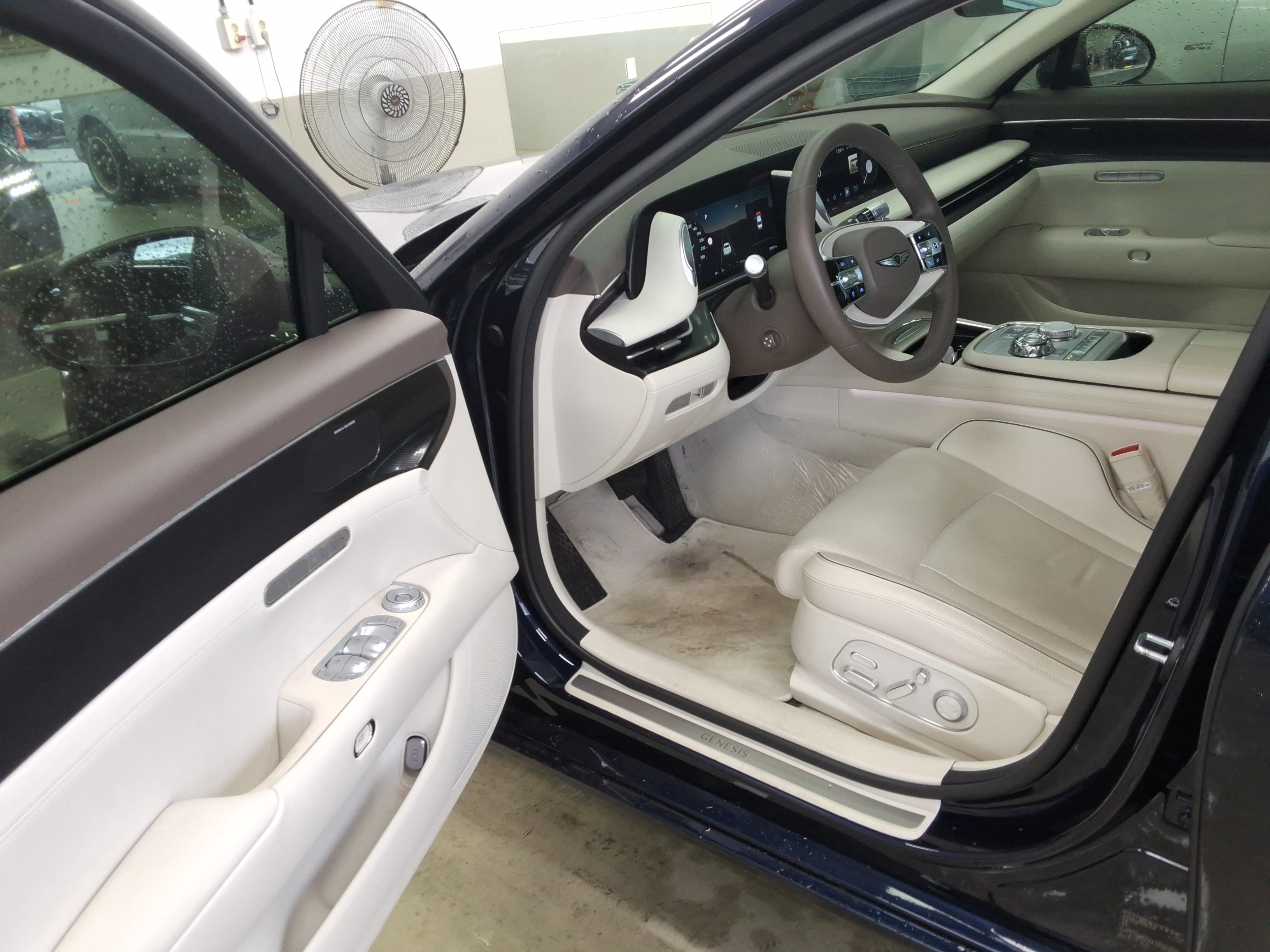 جينسس G90