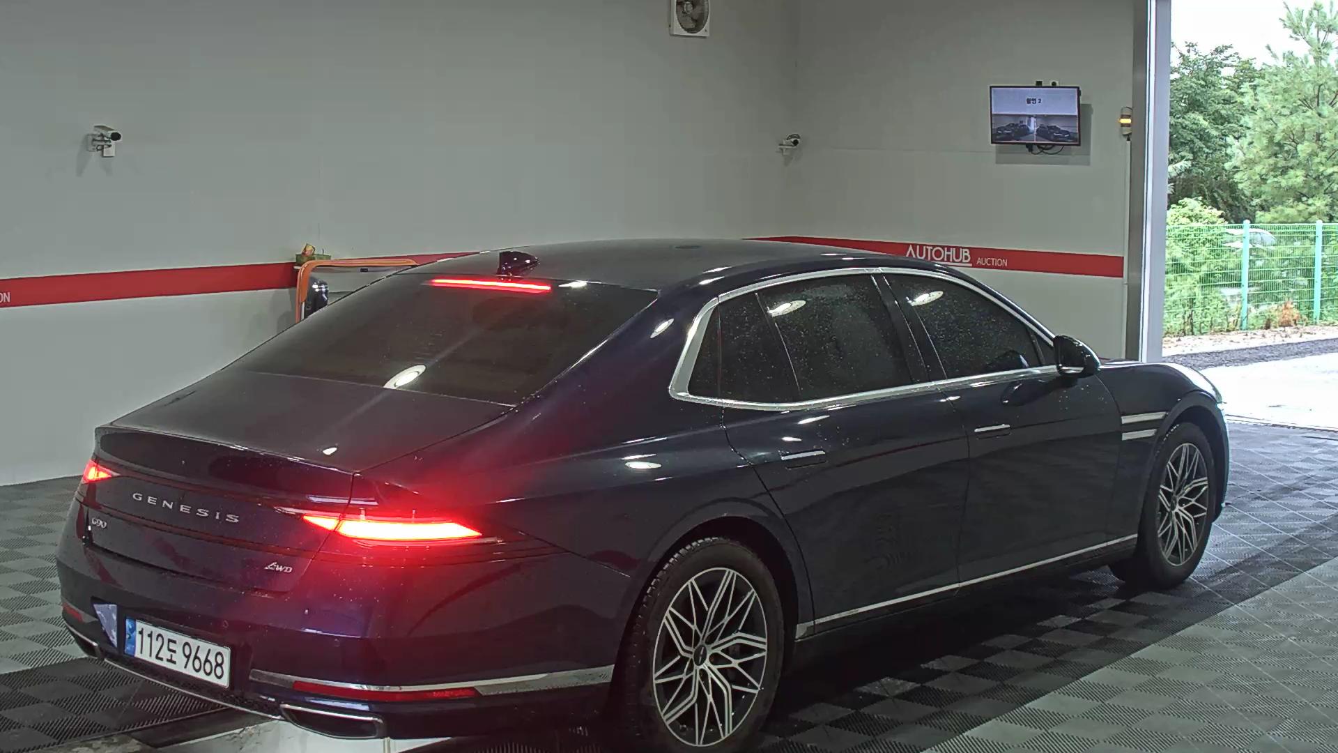 جينسس G90