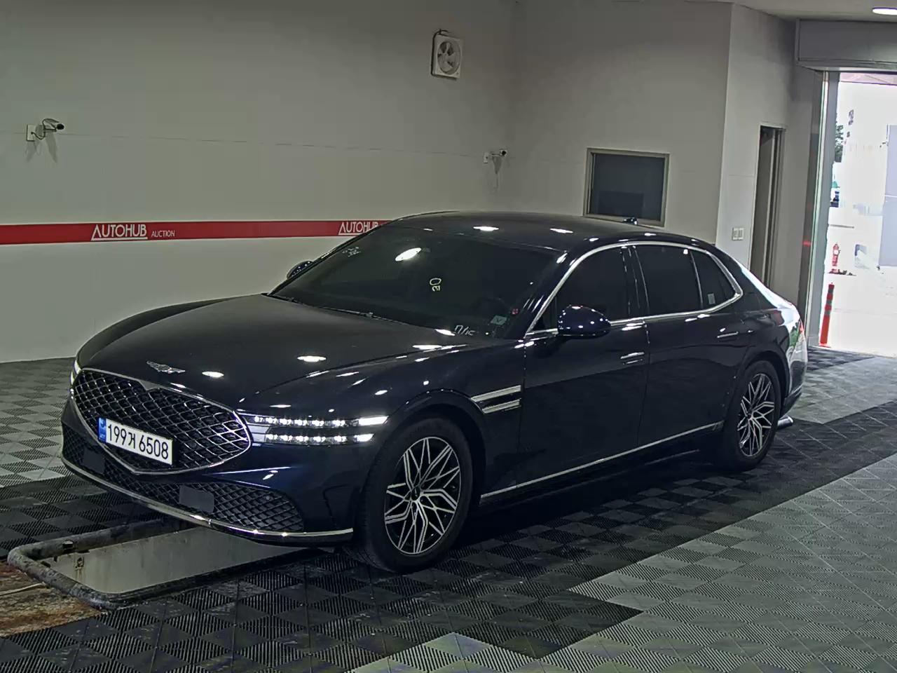 جينسس G90