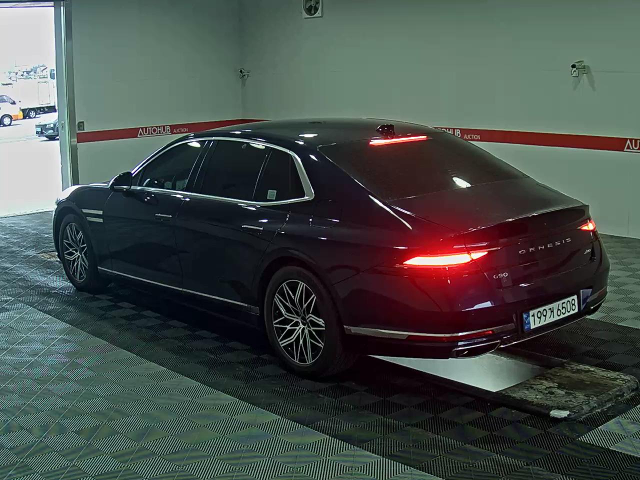 جينسس G90
