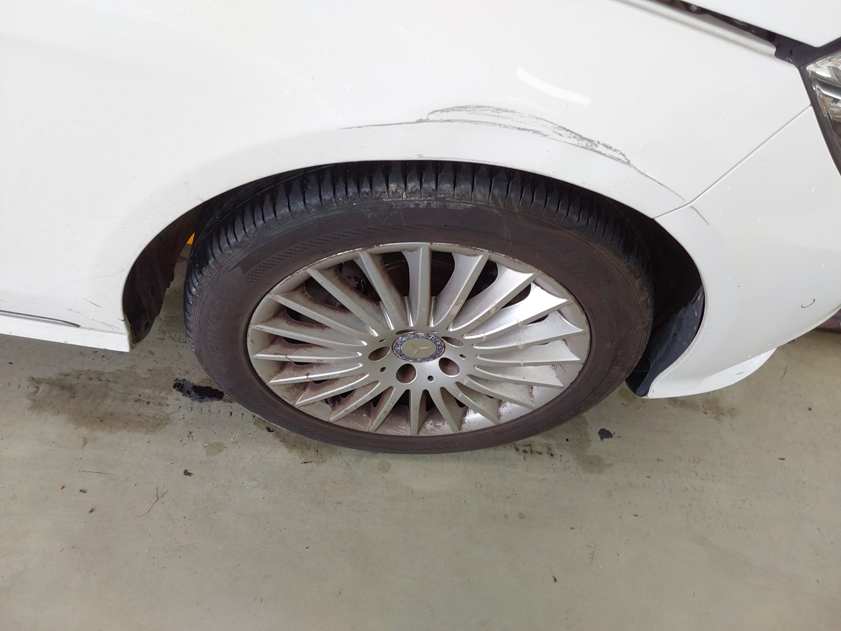 مرسيدس E-CLASS