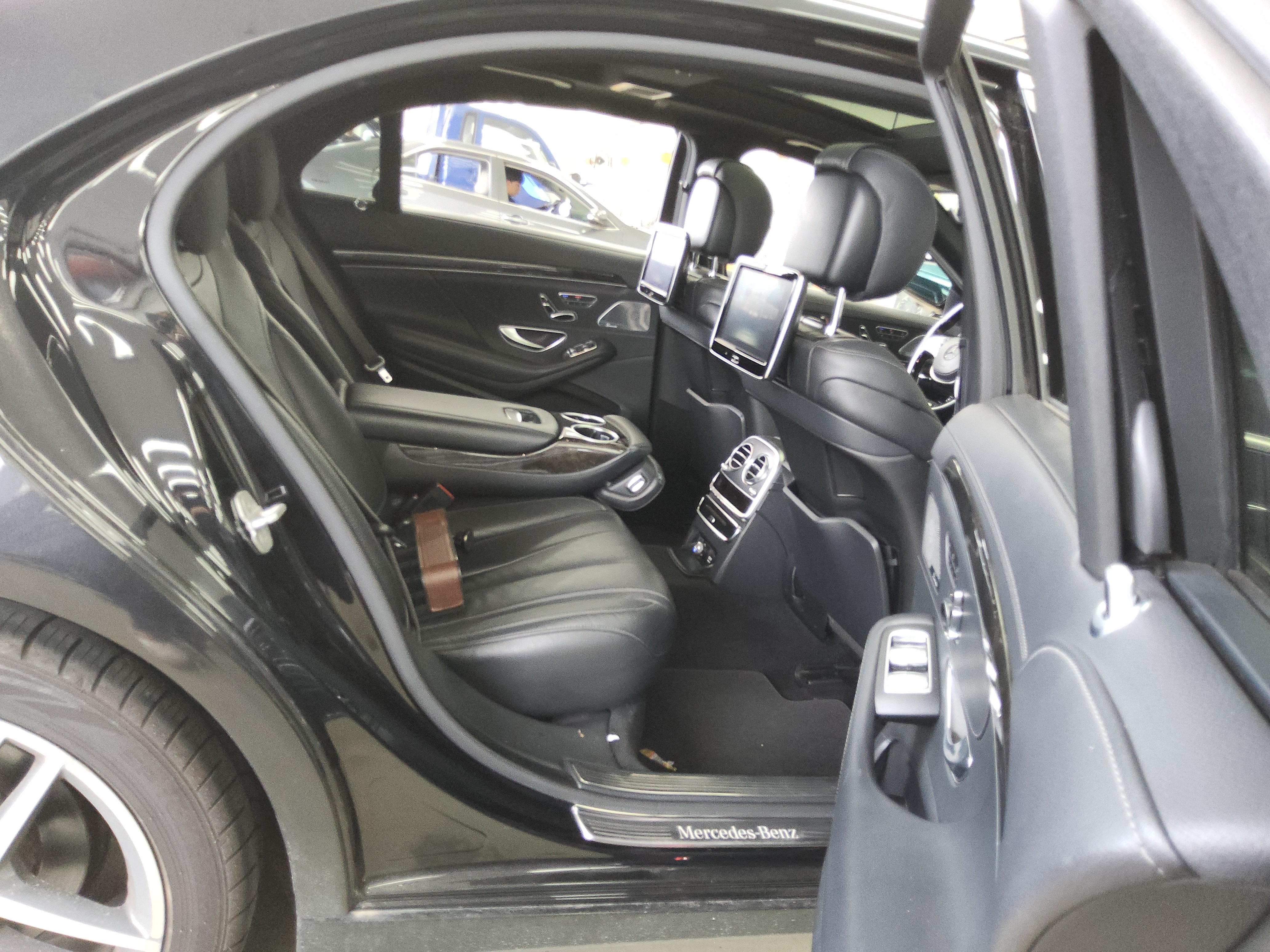 مرسيدس S-CLASS