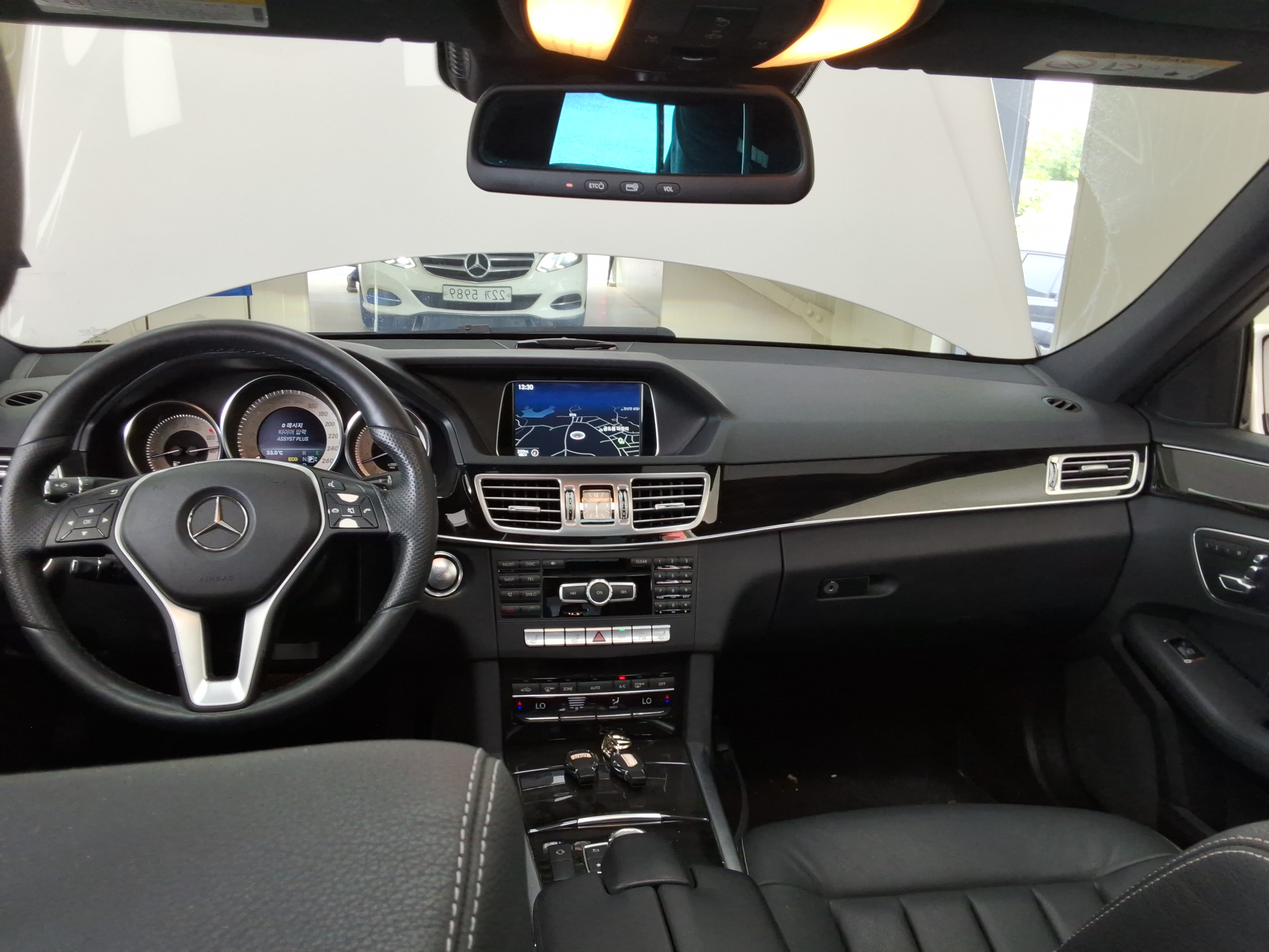 مرسيدس E-CLASS