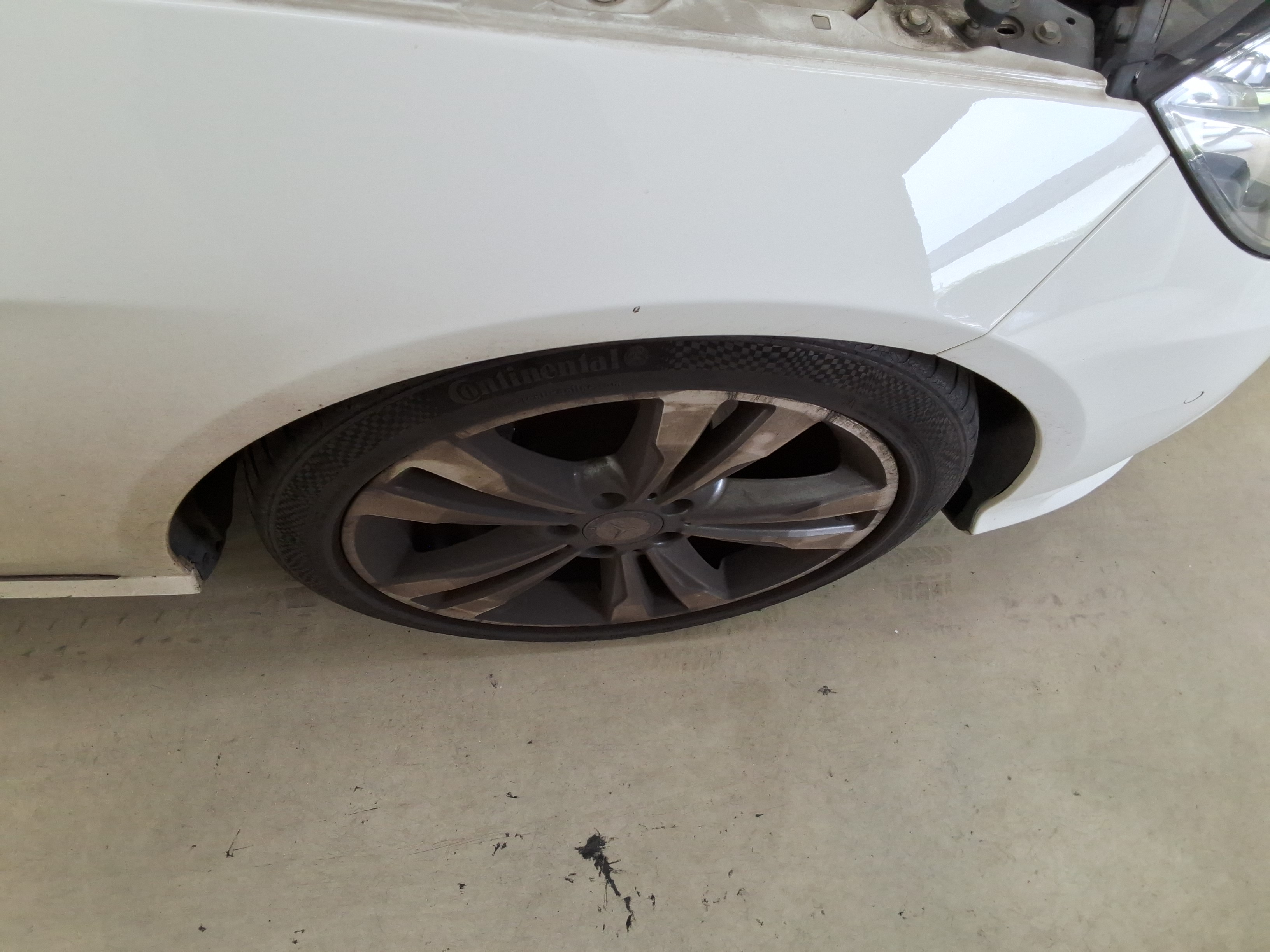 مرسيدس E-CLASS