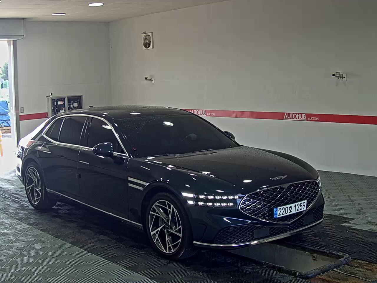 جينسس G90