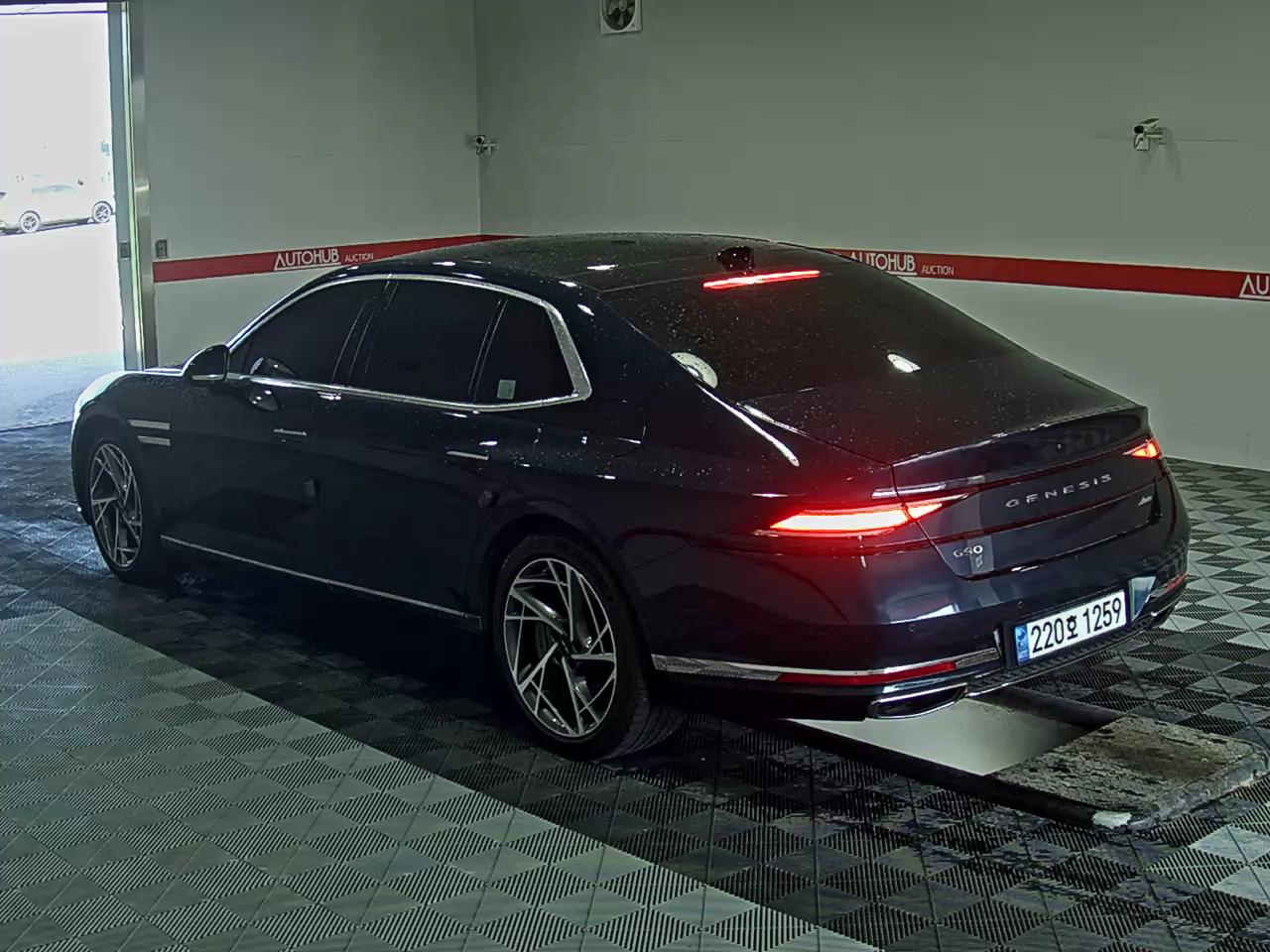 جينسس G90
