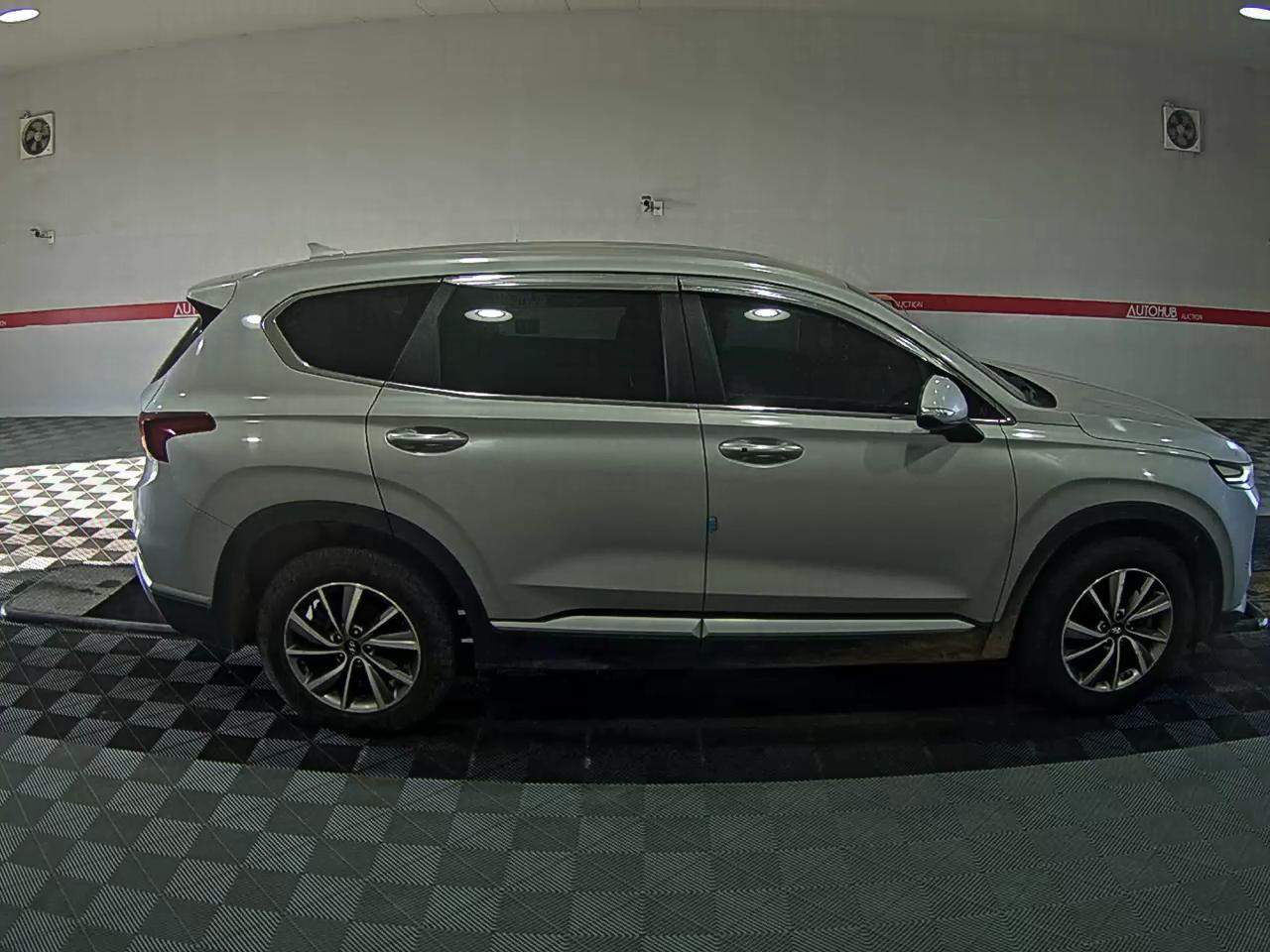 صورة إضافية