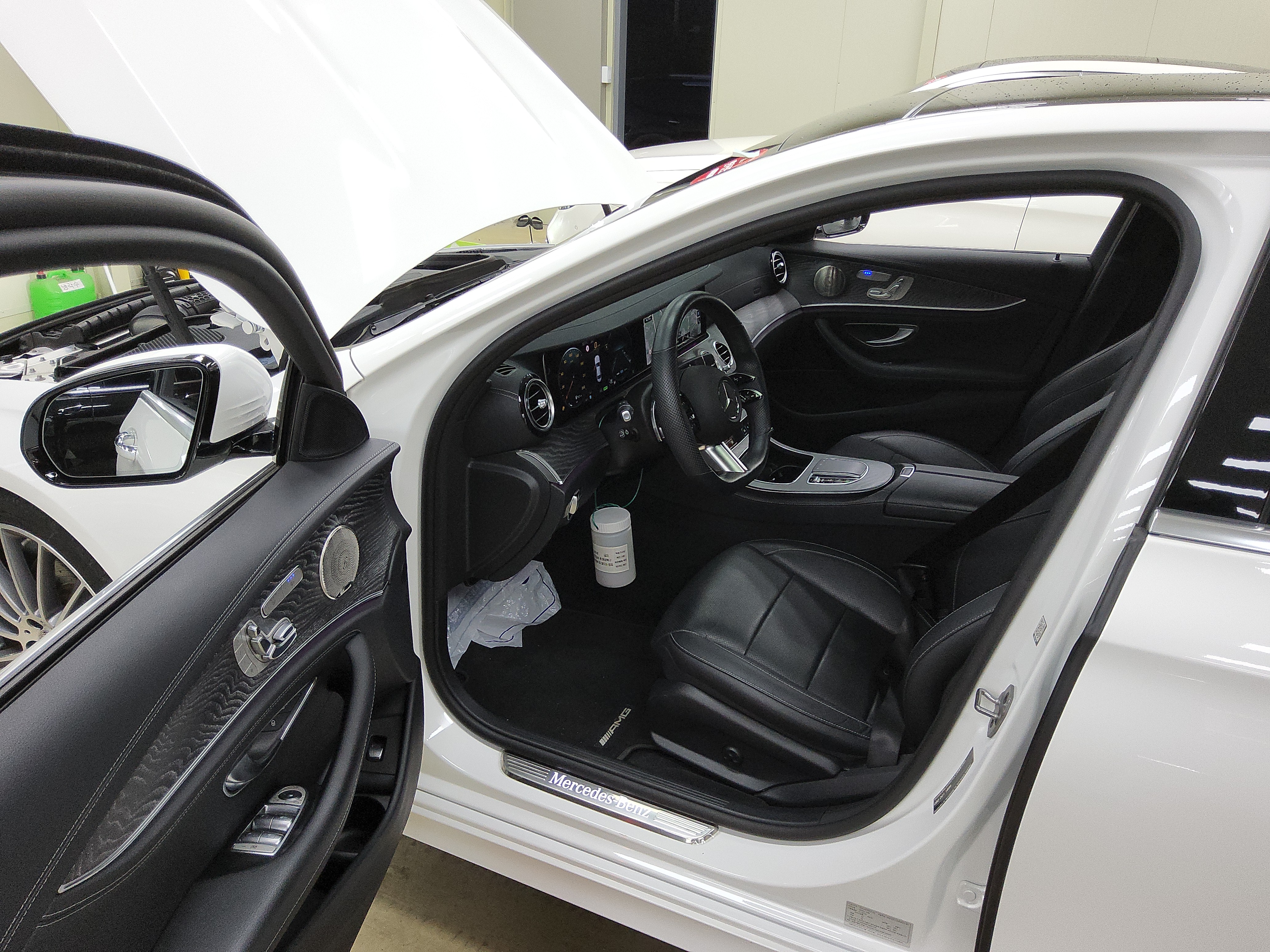 مرسيدس - E-CLASS - Image 9