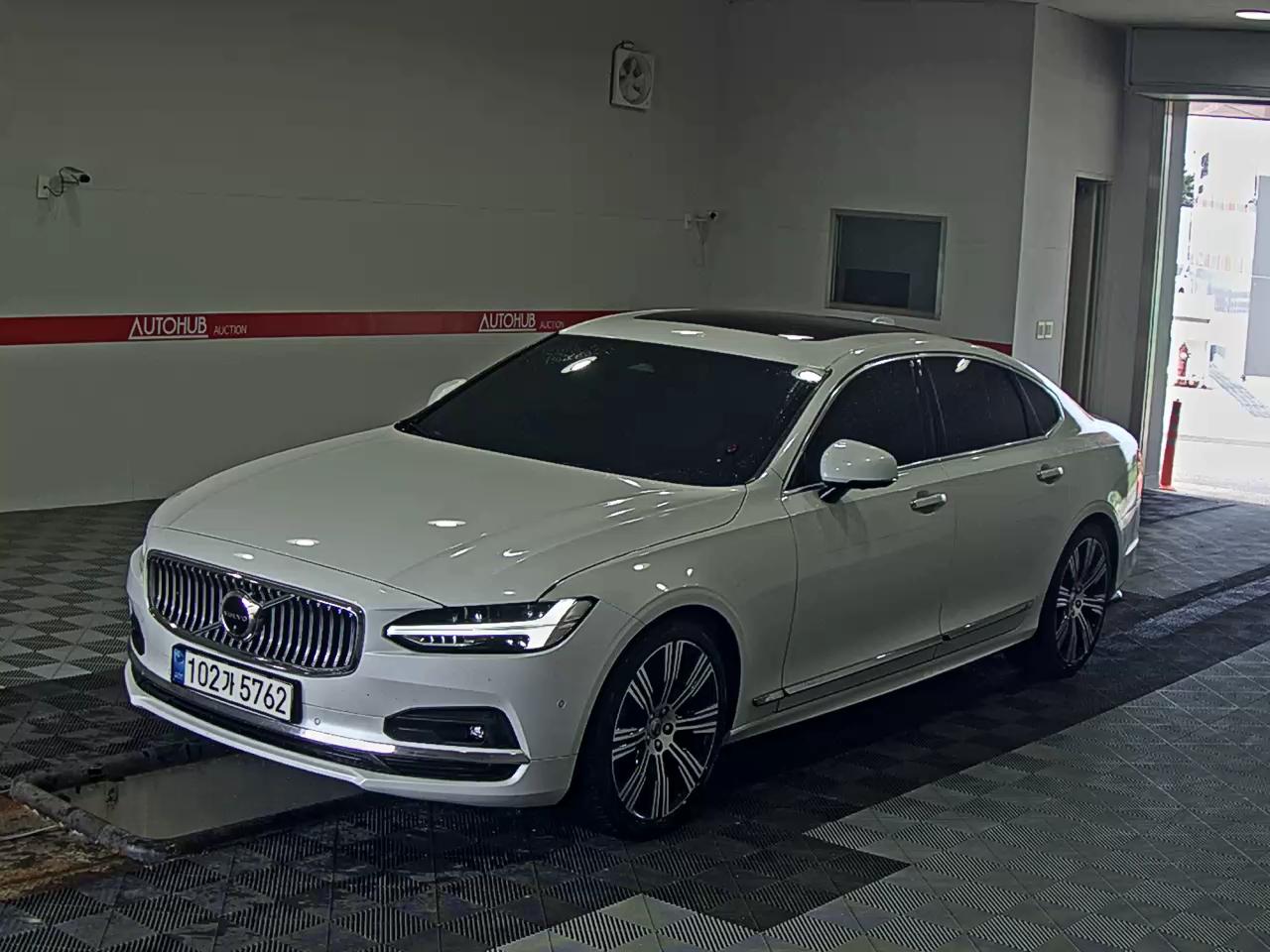 فولفو - S90 (2022)