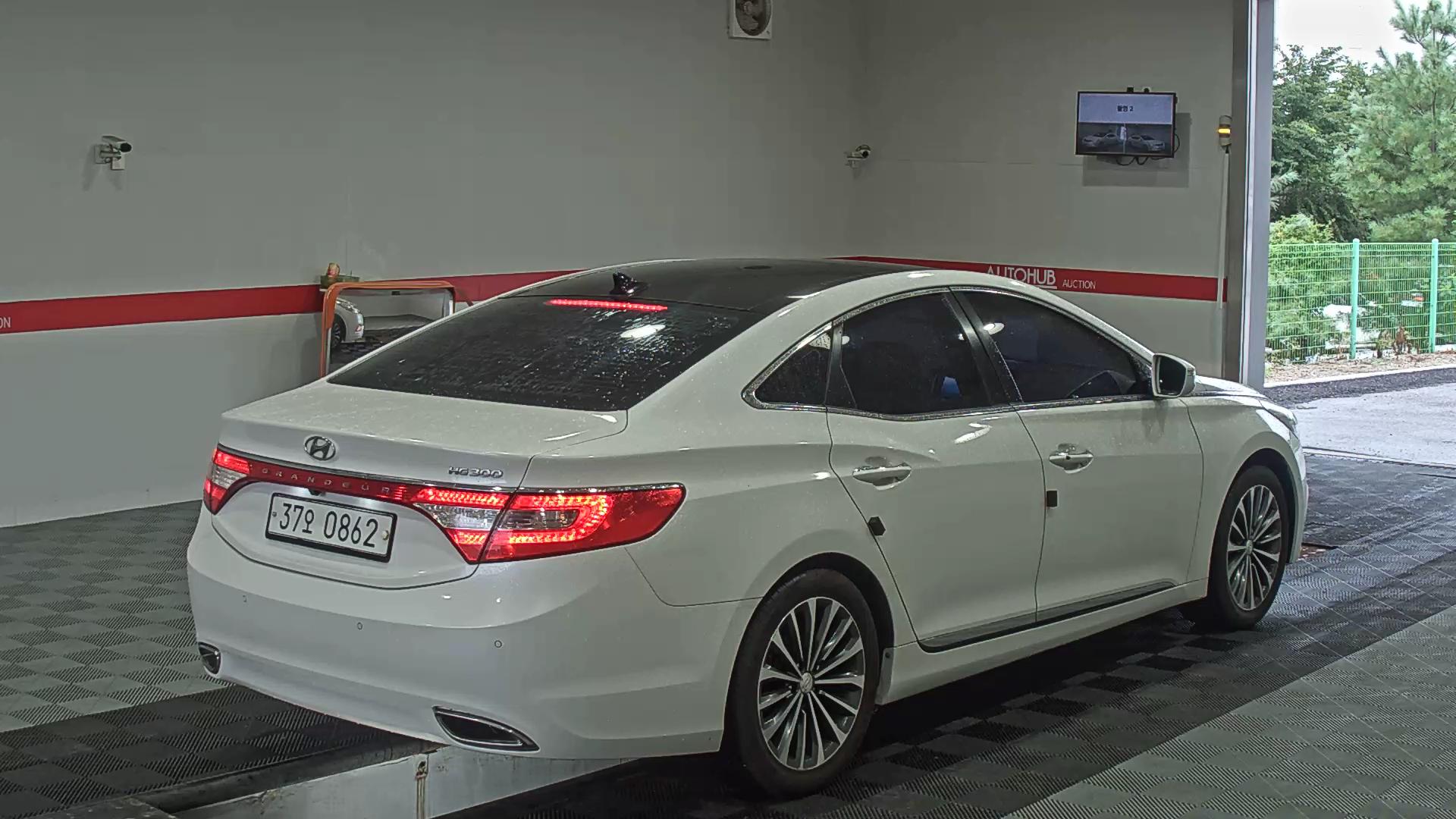 هيونداي أزيرا