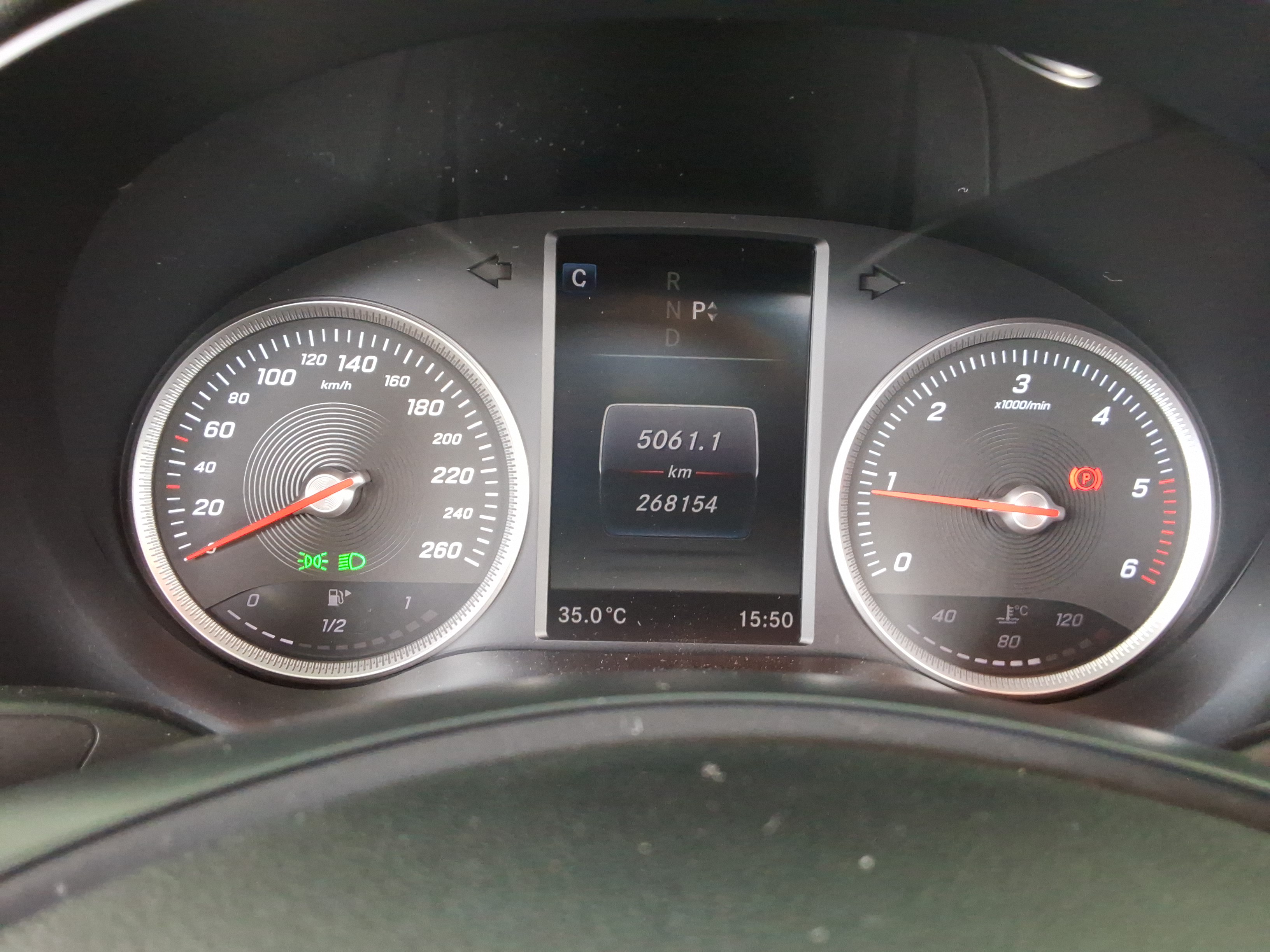 مرسيدس C-CLASS
