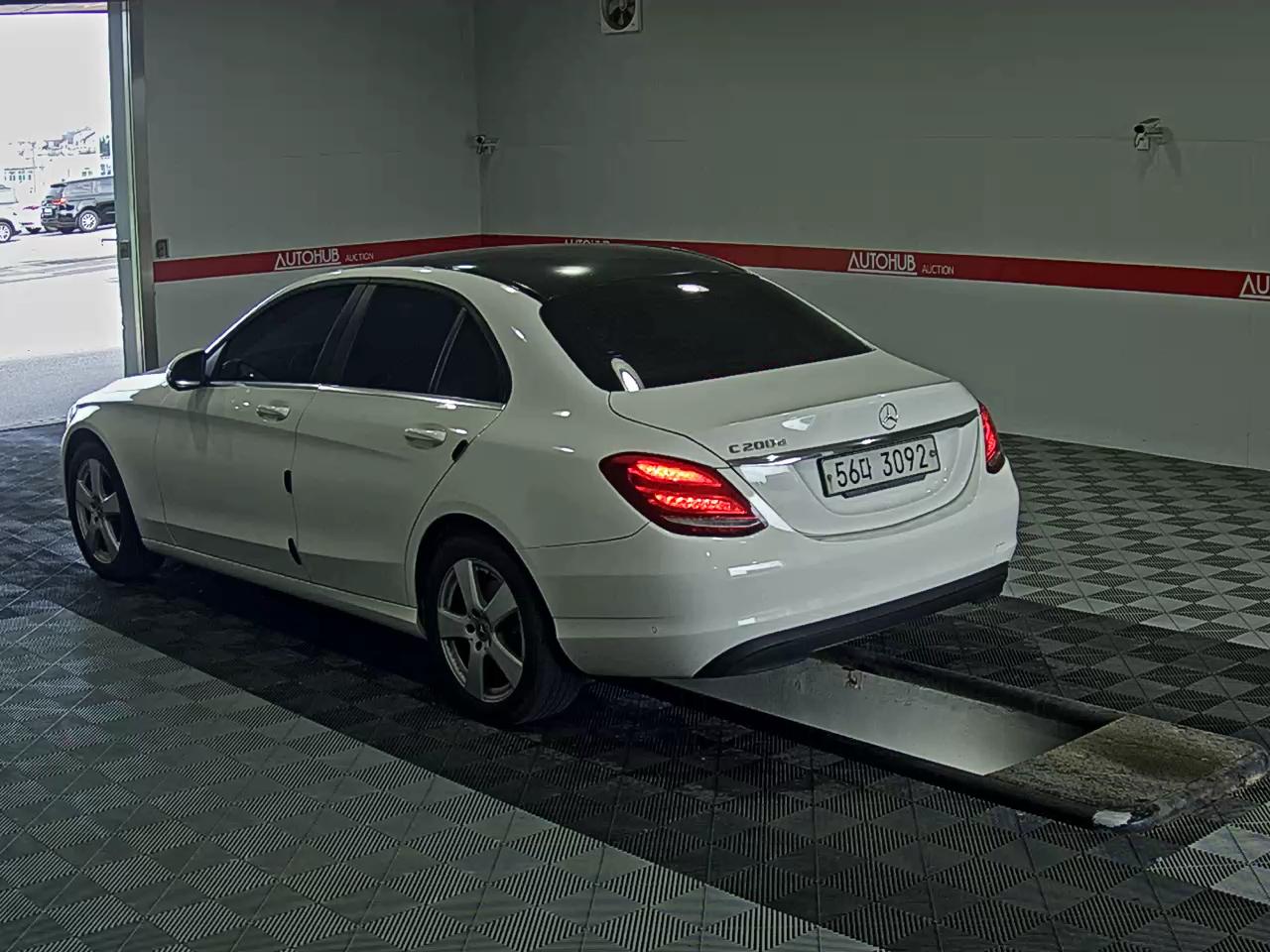 مرسيدس C-CLASS