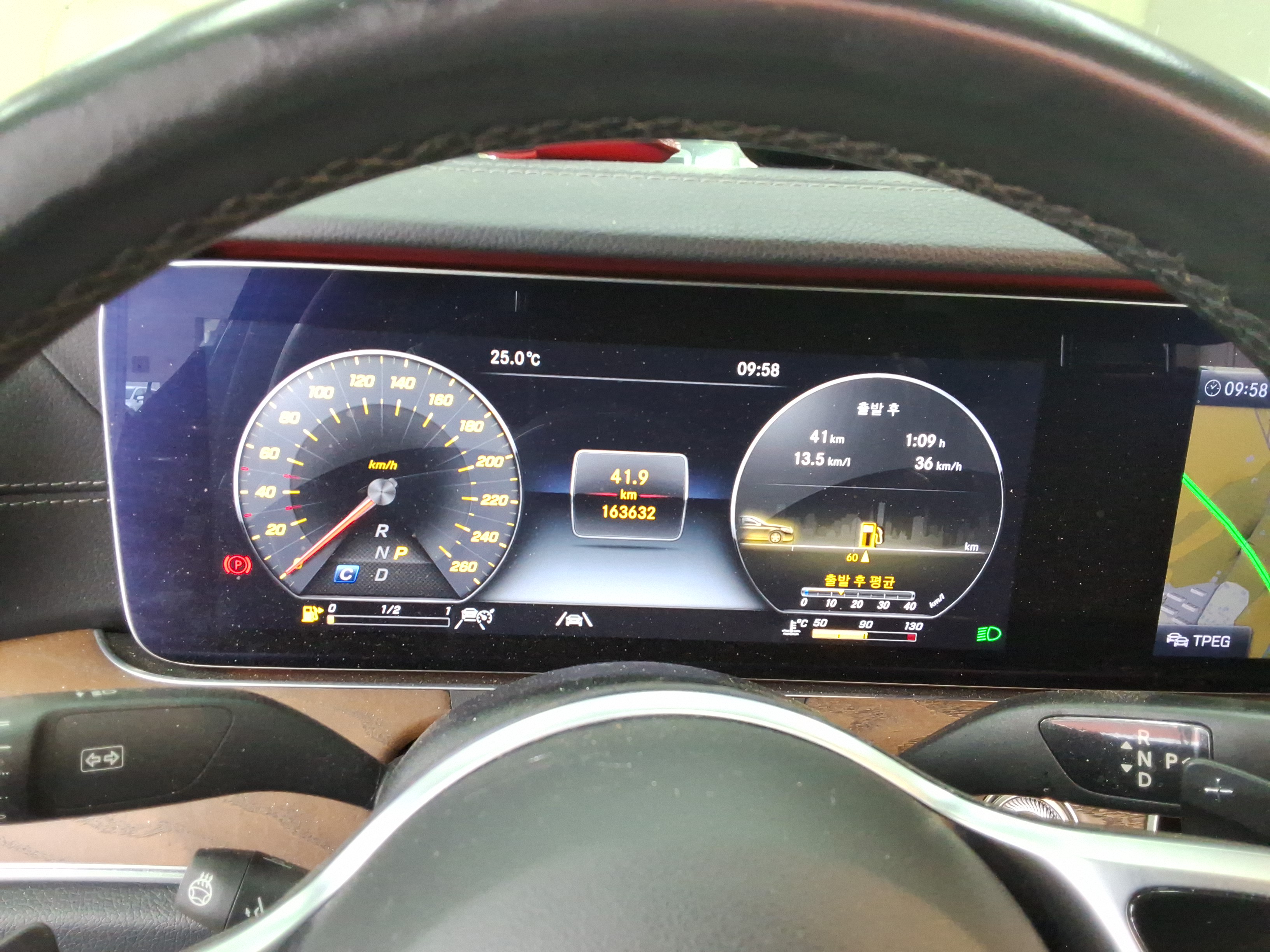 مرسيدس - E-CLASS - Image 8
