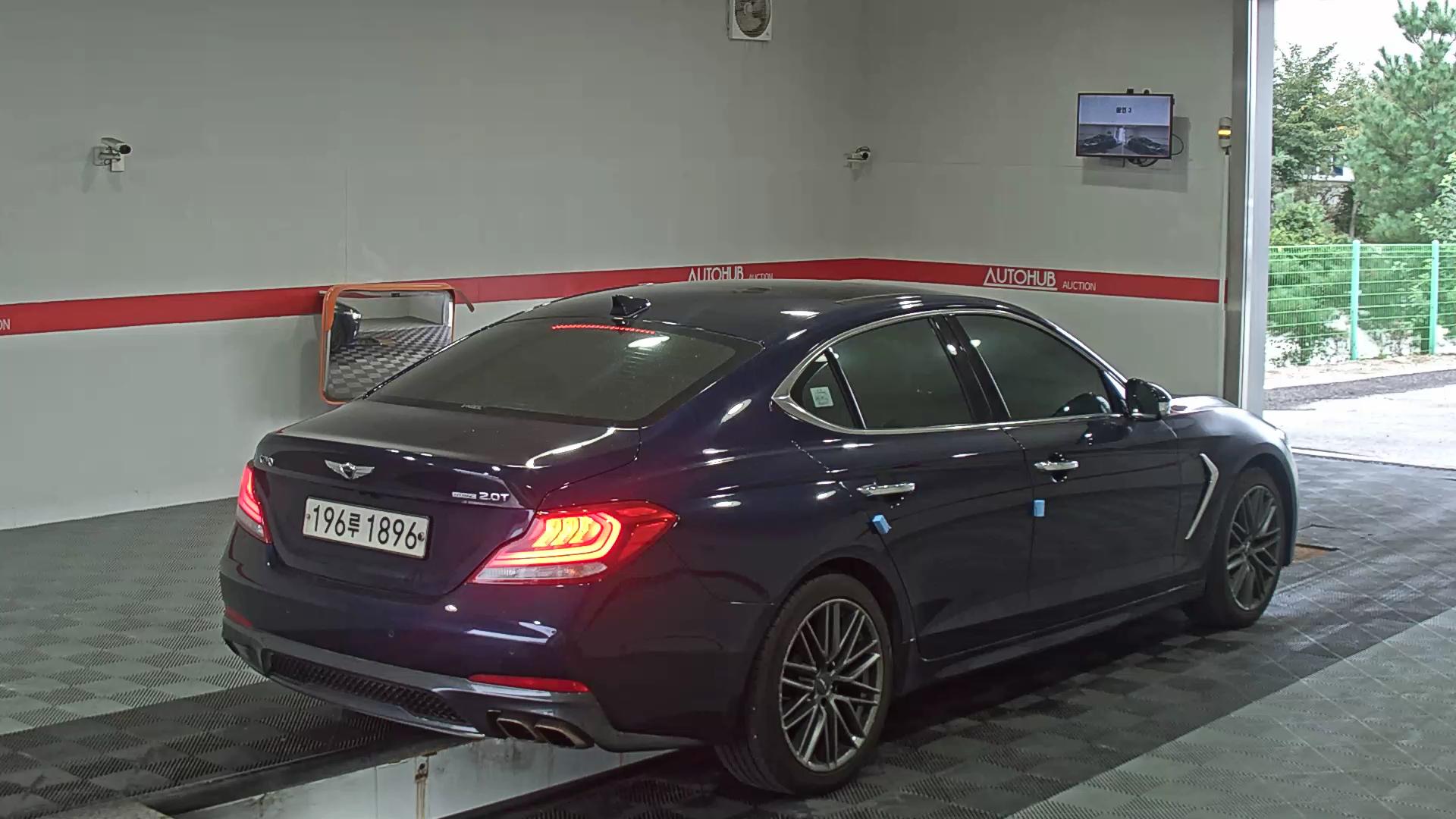 جينسس G70