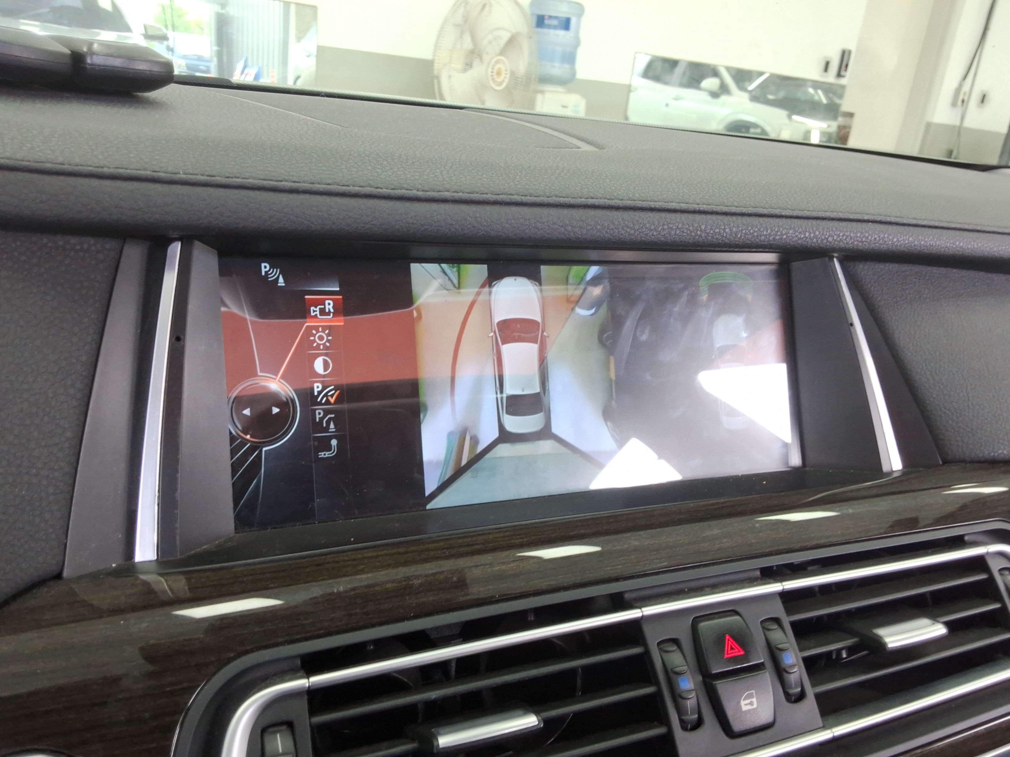 BMW الفئة السابعة